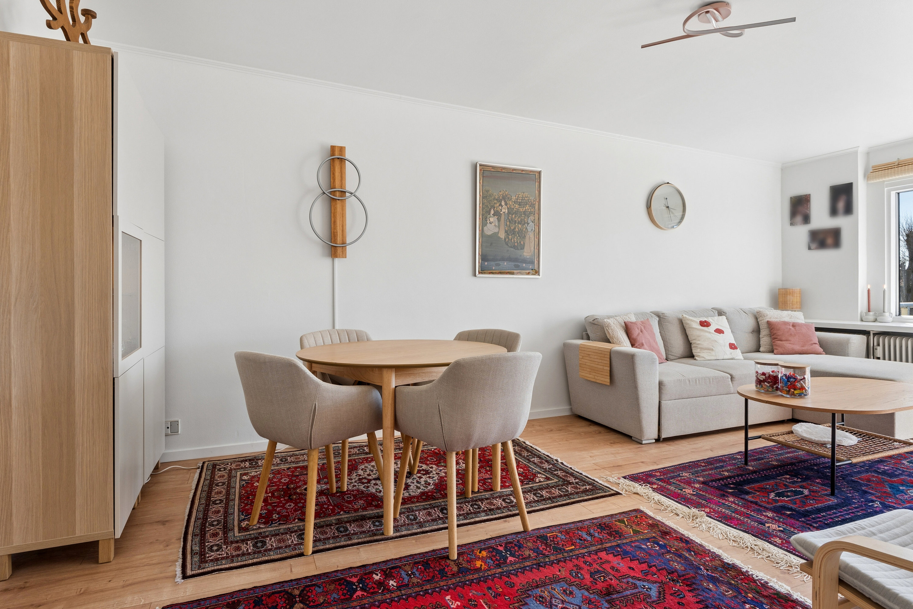 Fremhævet spisestue billede i fuldskærmstilstand. Billede af Bybjergvej 19, 2. tv., 2970 Hørsholm