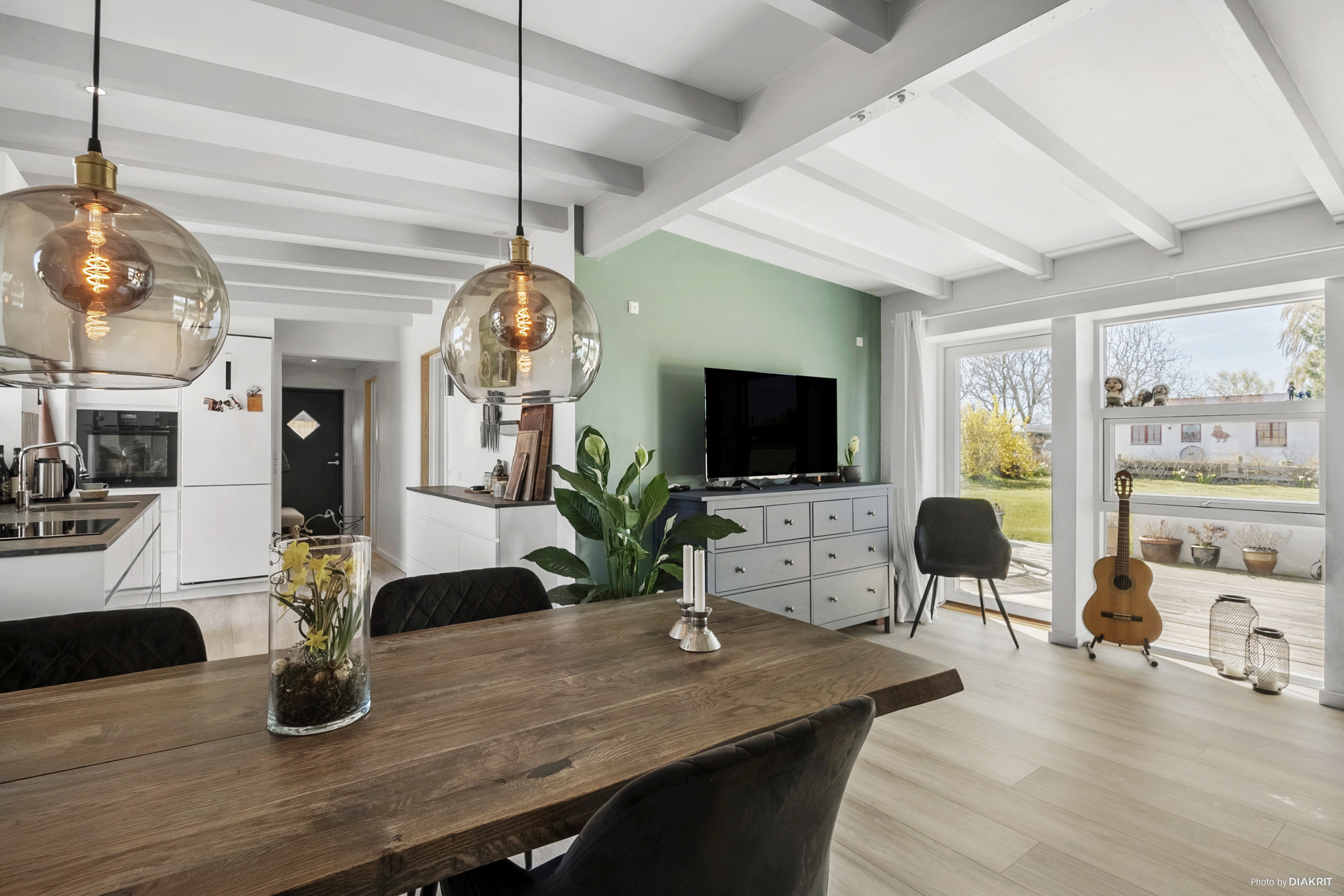 Miniaturebillede 1: spisestue. Billede af Skrænten 51, 4671 Strøby