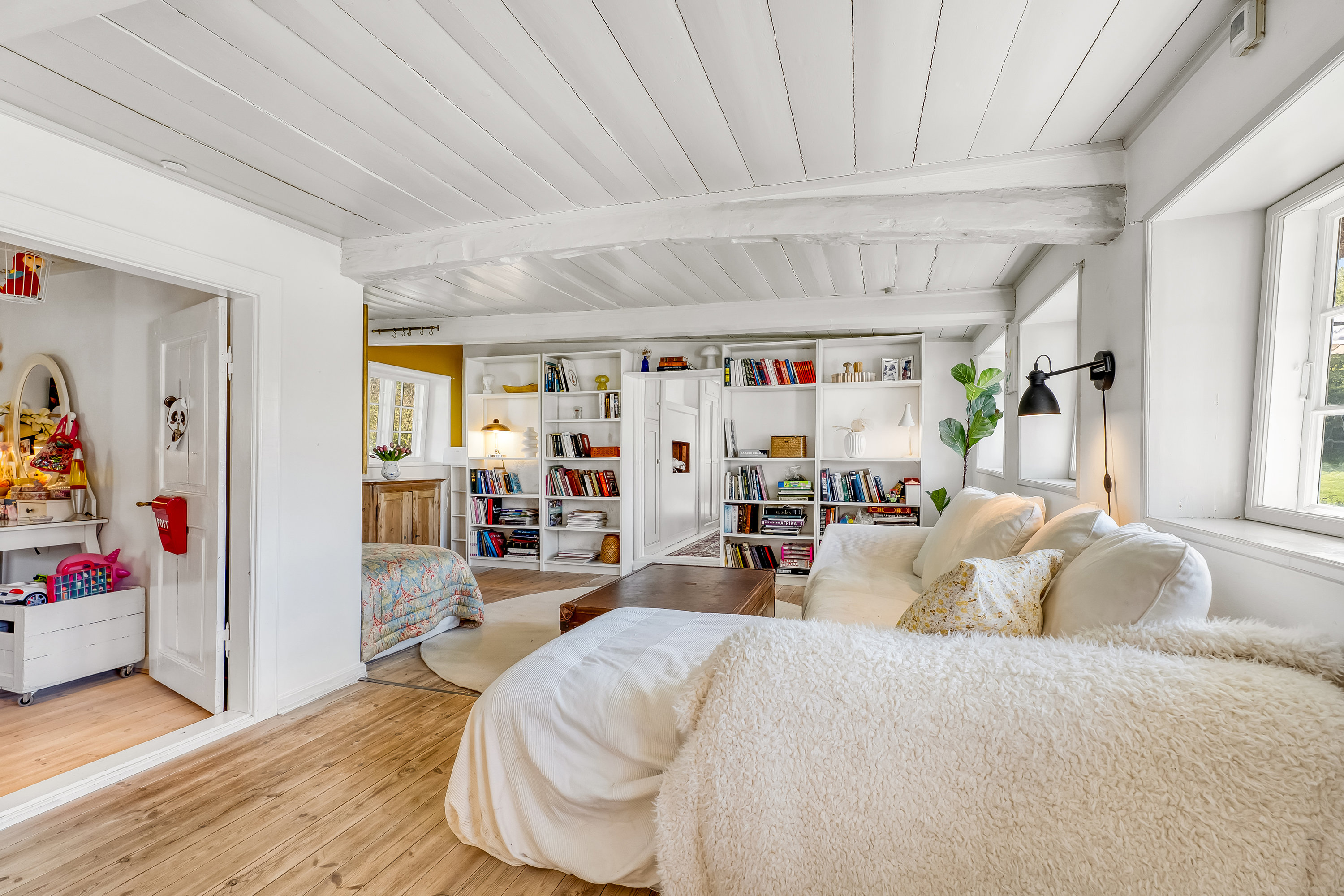 Fremhævet stue billede i fuldskærmstilstand. Billede af Ravnsborgvej 22, 4943 Torrig L