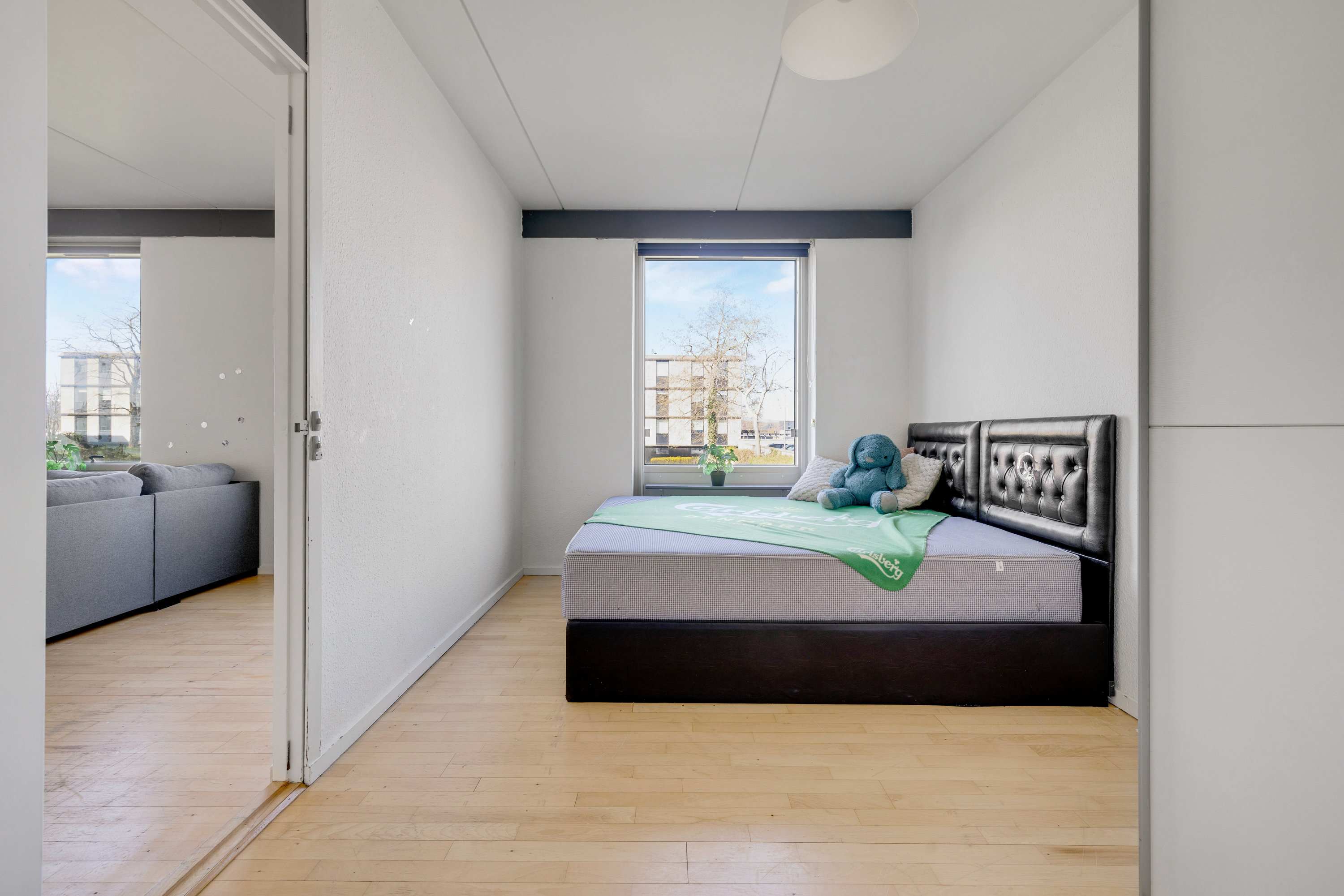 Fremhævet soveværelse billede i fuldskærmstilstand. Billede af Pileengen 8, st.. th., 2625 Vallensbæk