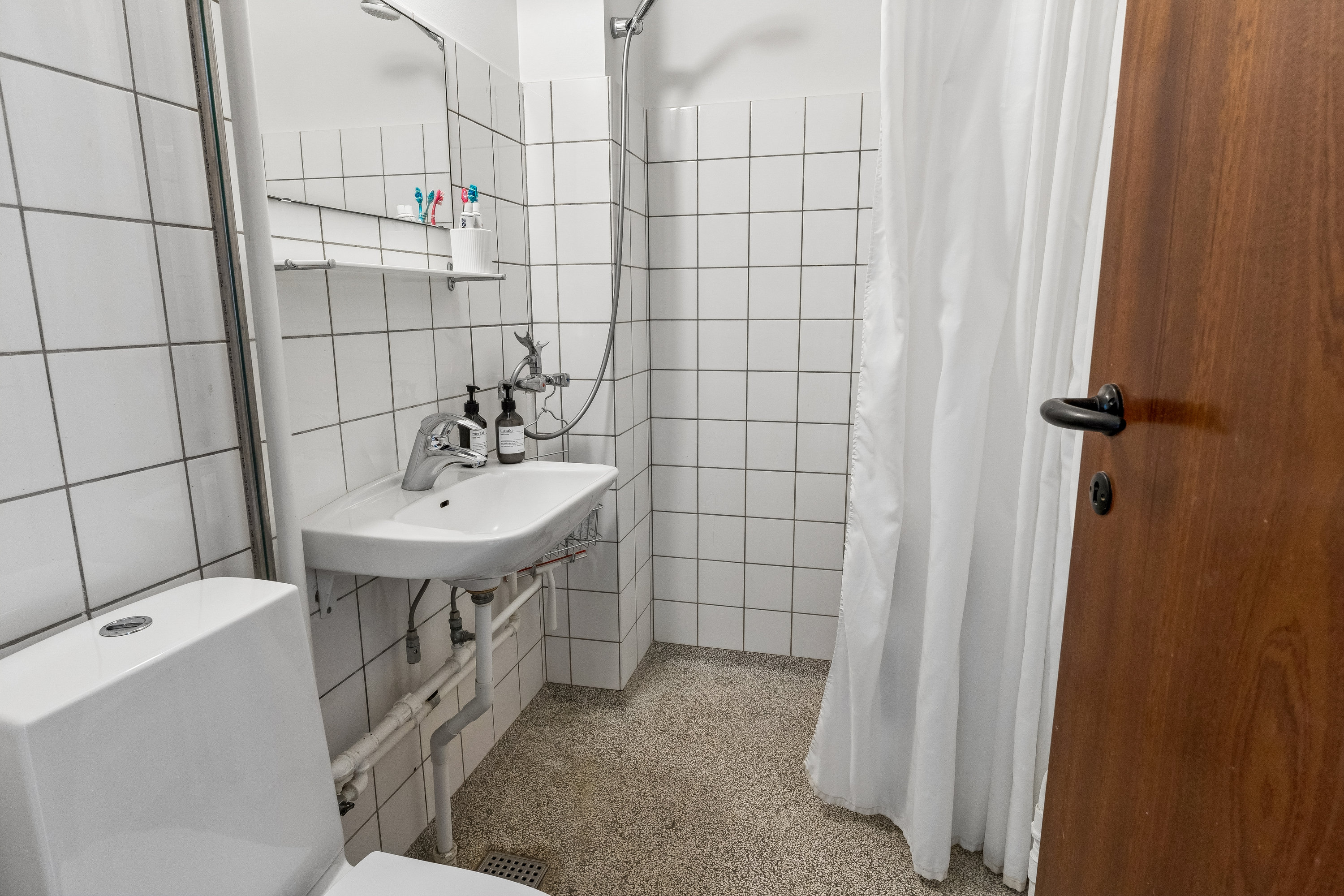 Fremhævet badeværelse billede i fuldskærmstilstand. Billede af Dronningens Tværgade 48, 2. 3., 1302 København K