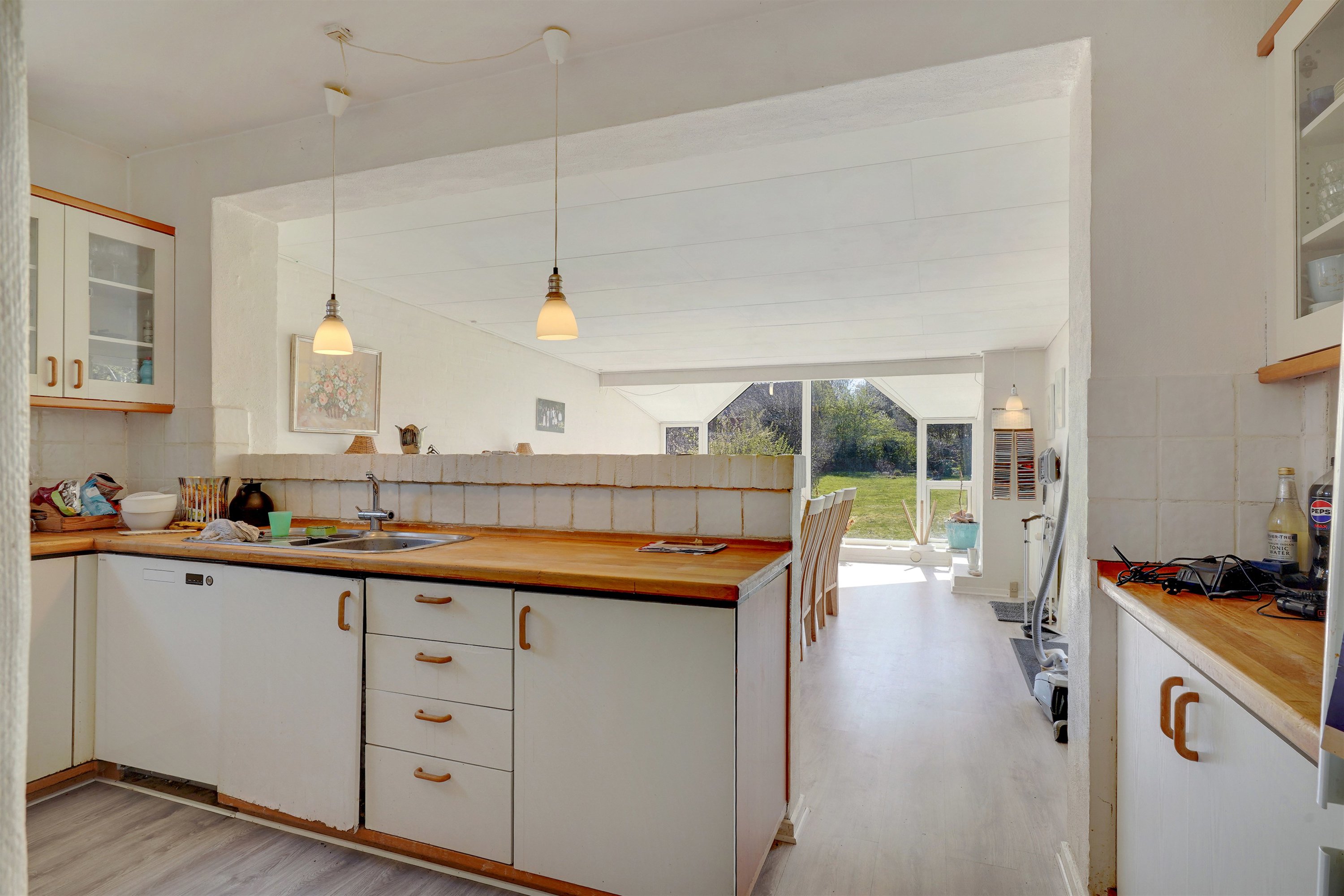 Fremhævet køkken billede i fuldskærmstilstand. Billede af Strandby Kirkevej 222, 6700 Esbjerg