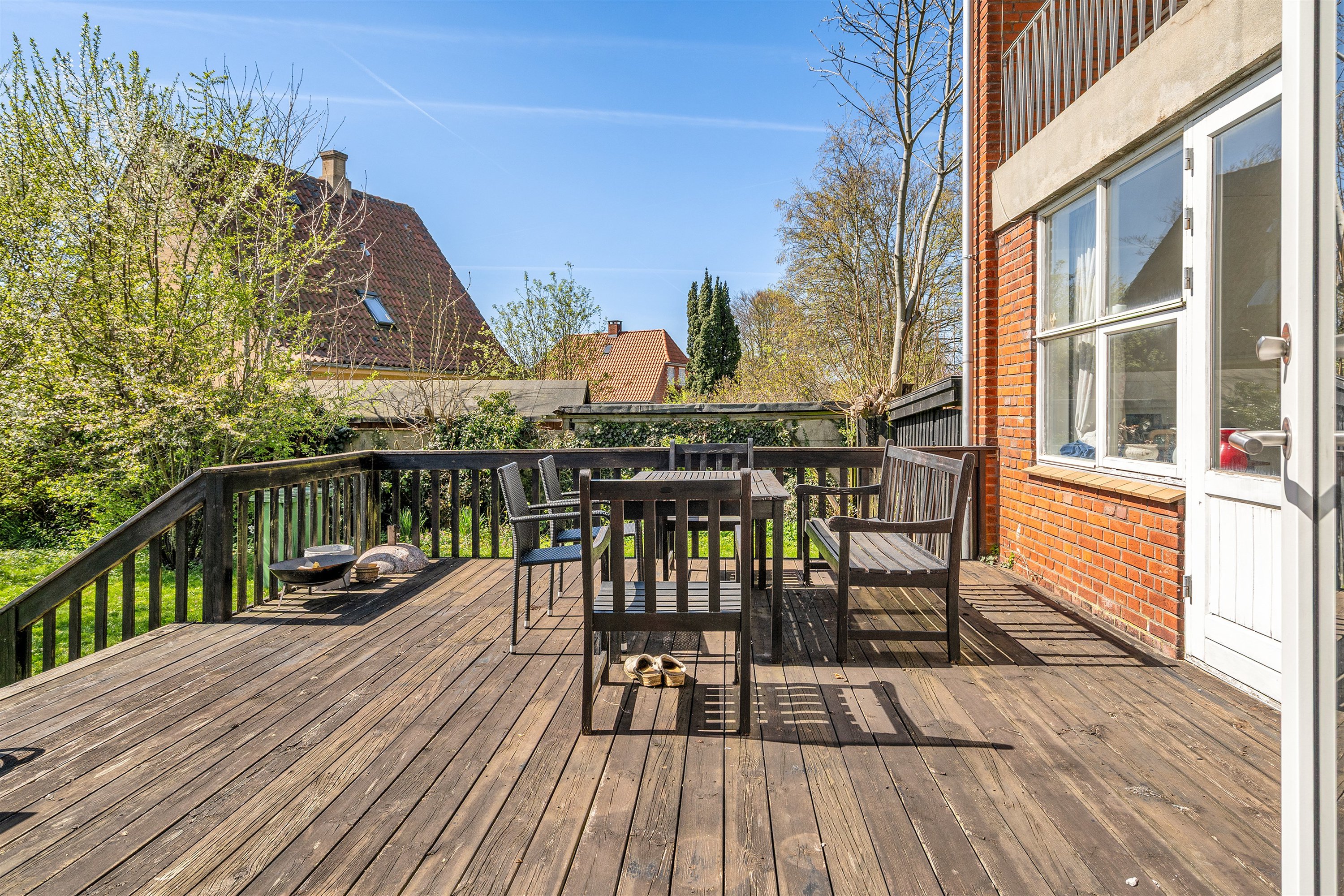 Fremhævet terrasse billede i fuldskærmstilstand. Billede af Strandby Kirkevej 222, 6700 Esbjerg