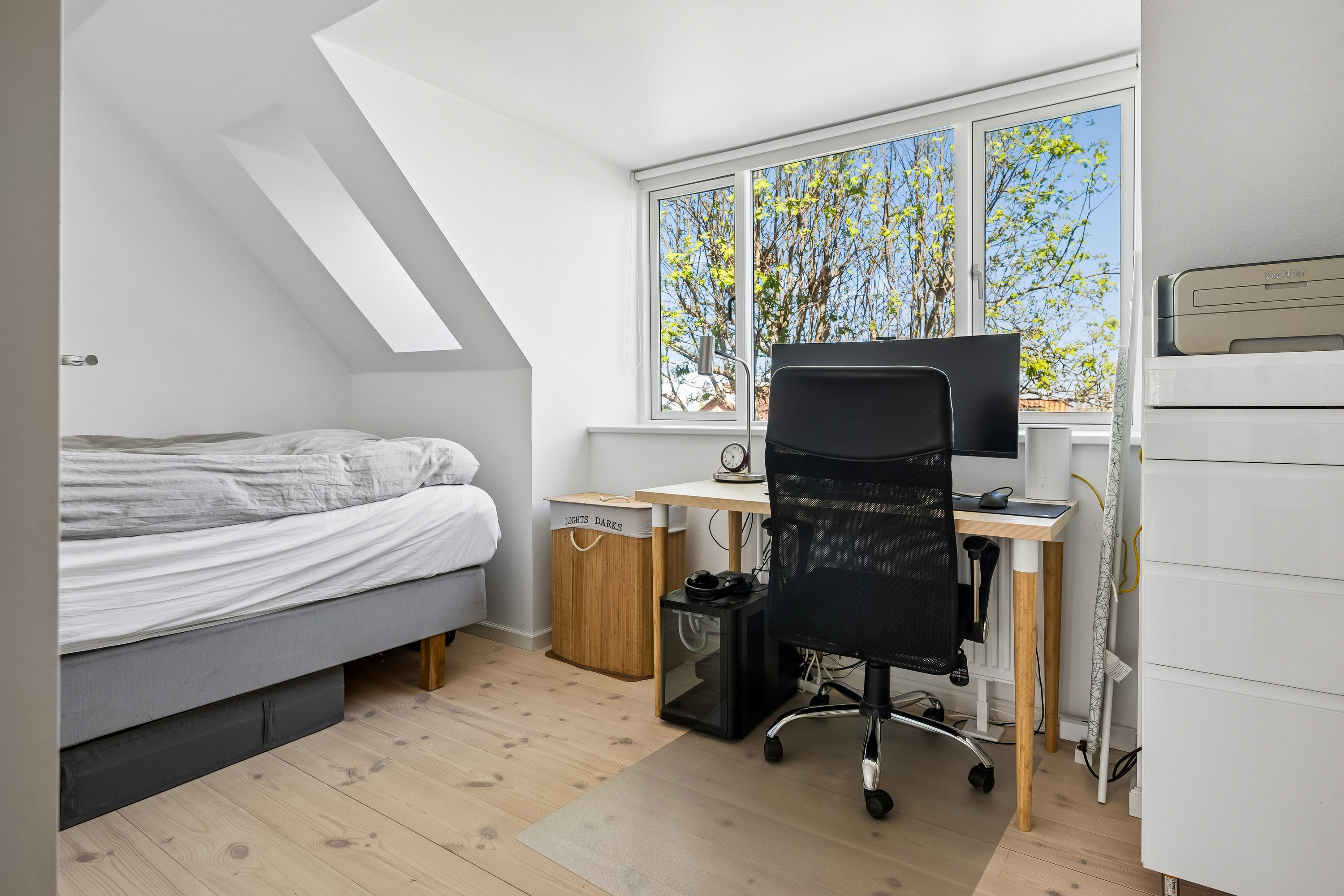 Fremhævet værelse billede i fuldskærmstilstand. Billede af Kollelevbakken 9C, 1. th., 2830 Virum