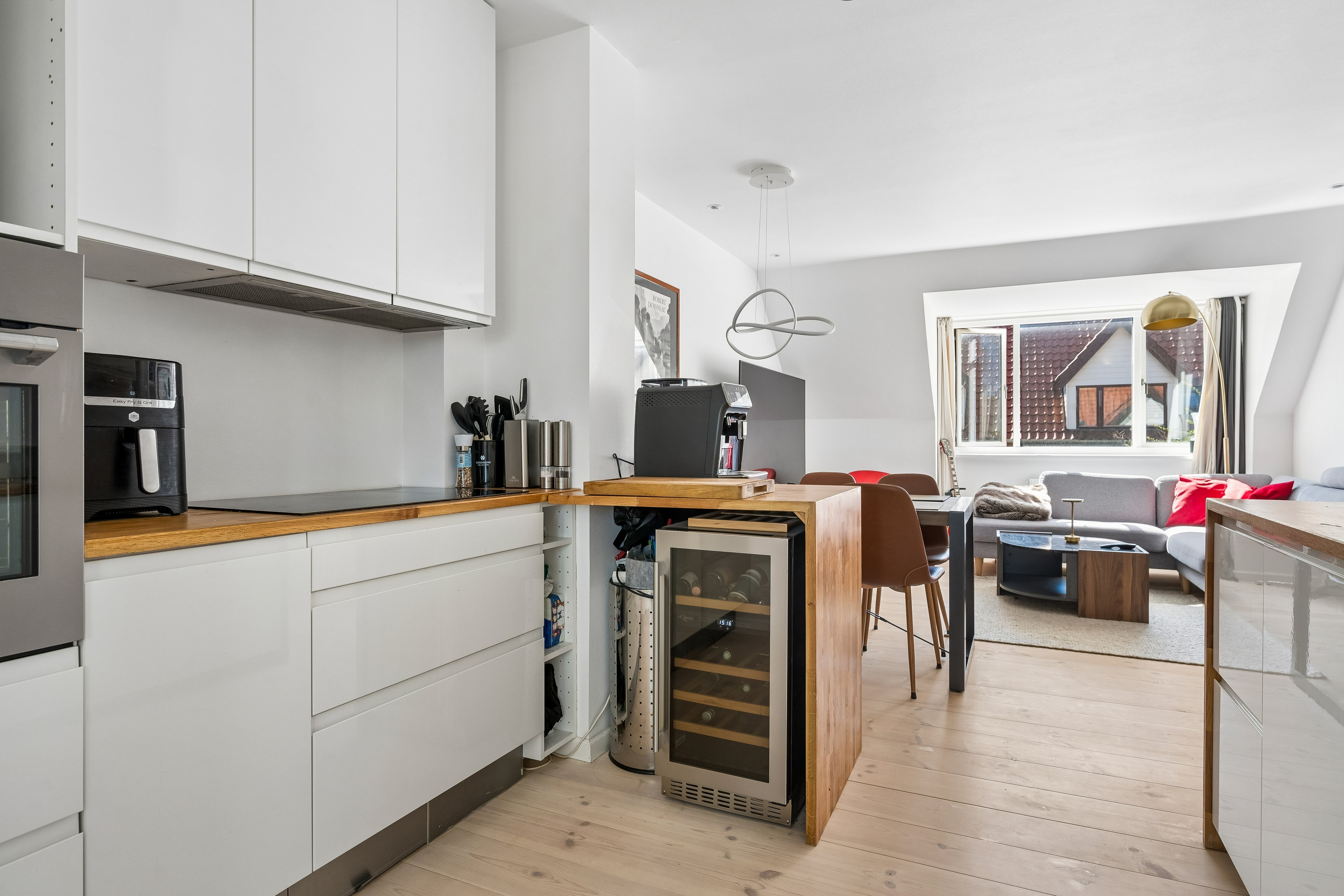 Fremhævet køkken billede i fuldskærmstilstand. Billede af Kollelevbakken 9C, 1. th., 2830 Virum