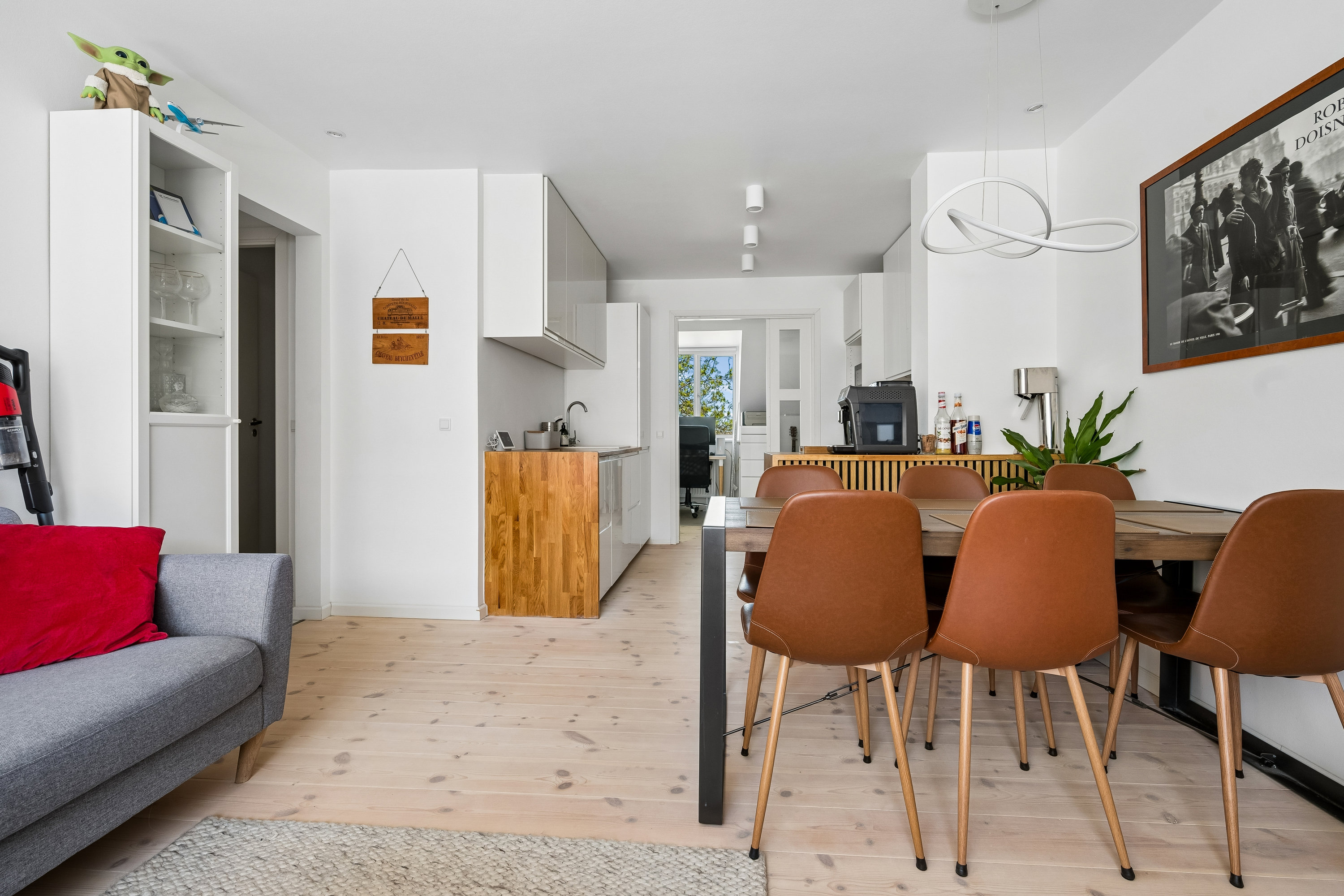 Miniaturebillede 1: stue. Billede af Kollelevbakken 9C, 1. th., 2830 Virum