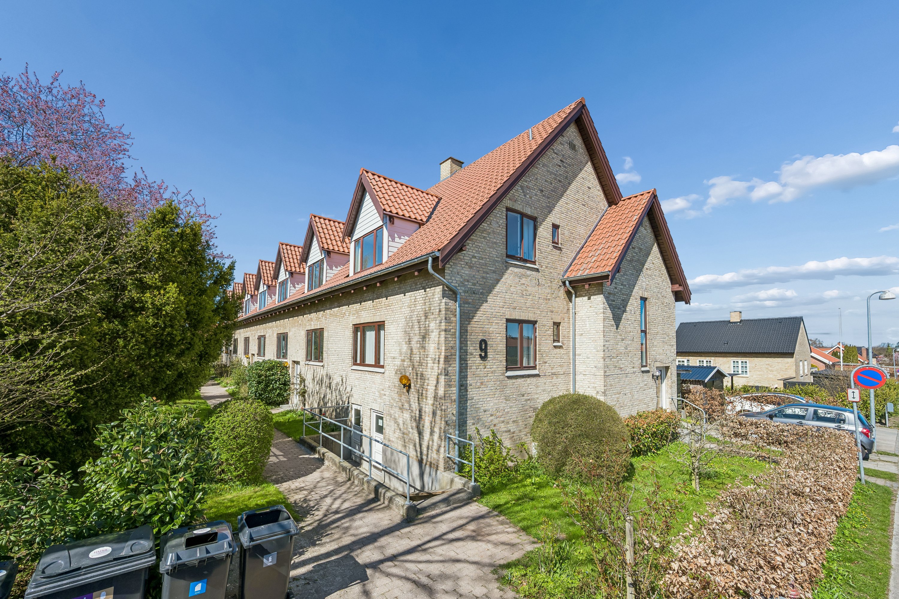 Fremhævet andet billede i fuldskærmstilstand. Billede af Kollelevbakken 9C, 1. th., 2830 Virum