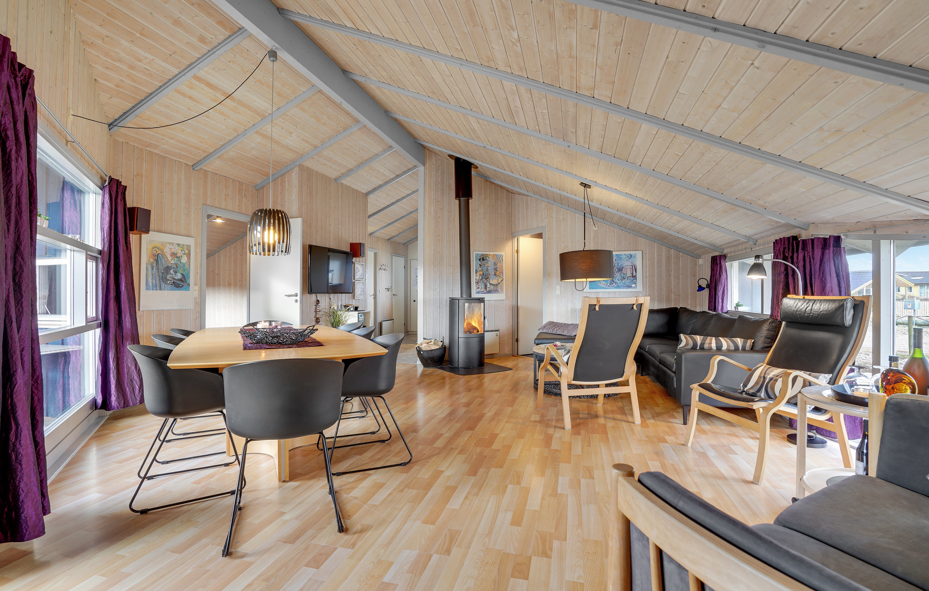 Fremhævet  billede i fuldskærmstilstand. Billede af Rauhesvej 65, Bjerregaard, 6960 Hvide Sande