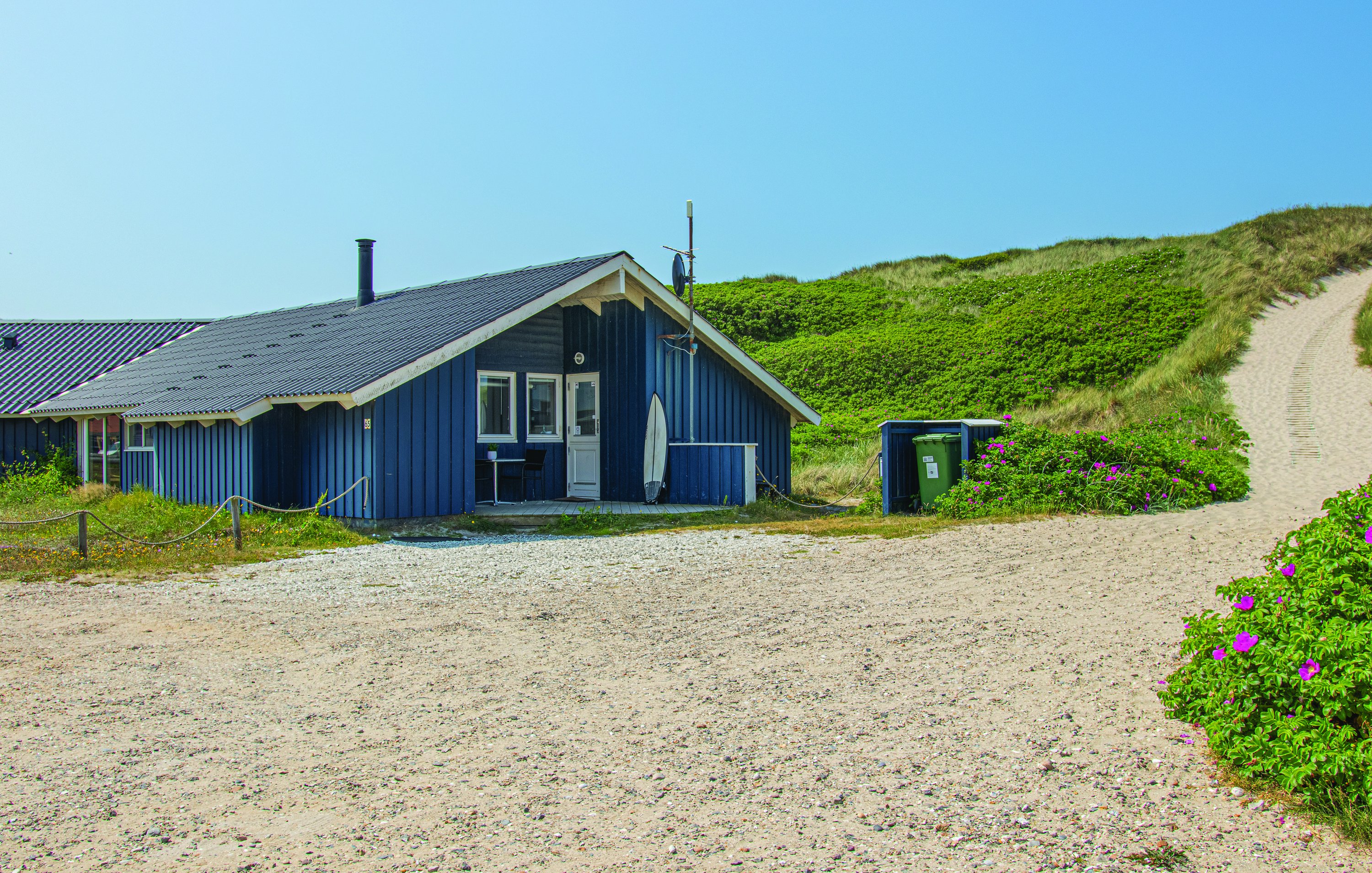 Fremhævet  billede i fuldskærmstilstand. Billede af Rauhesvej 65, Bjerregaard, 6960 Hvide Sande