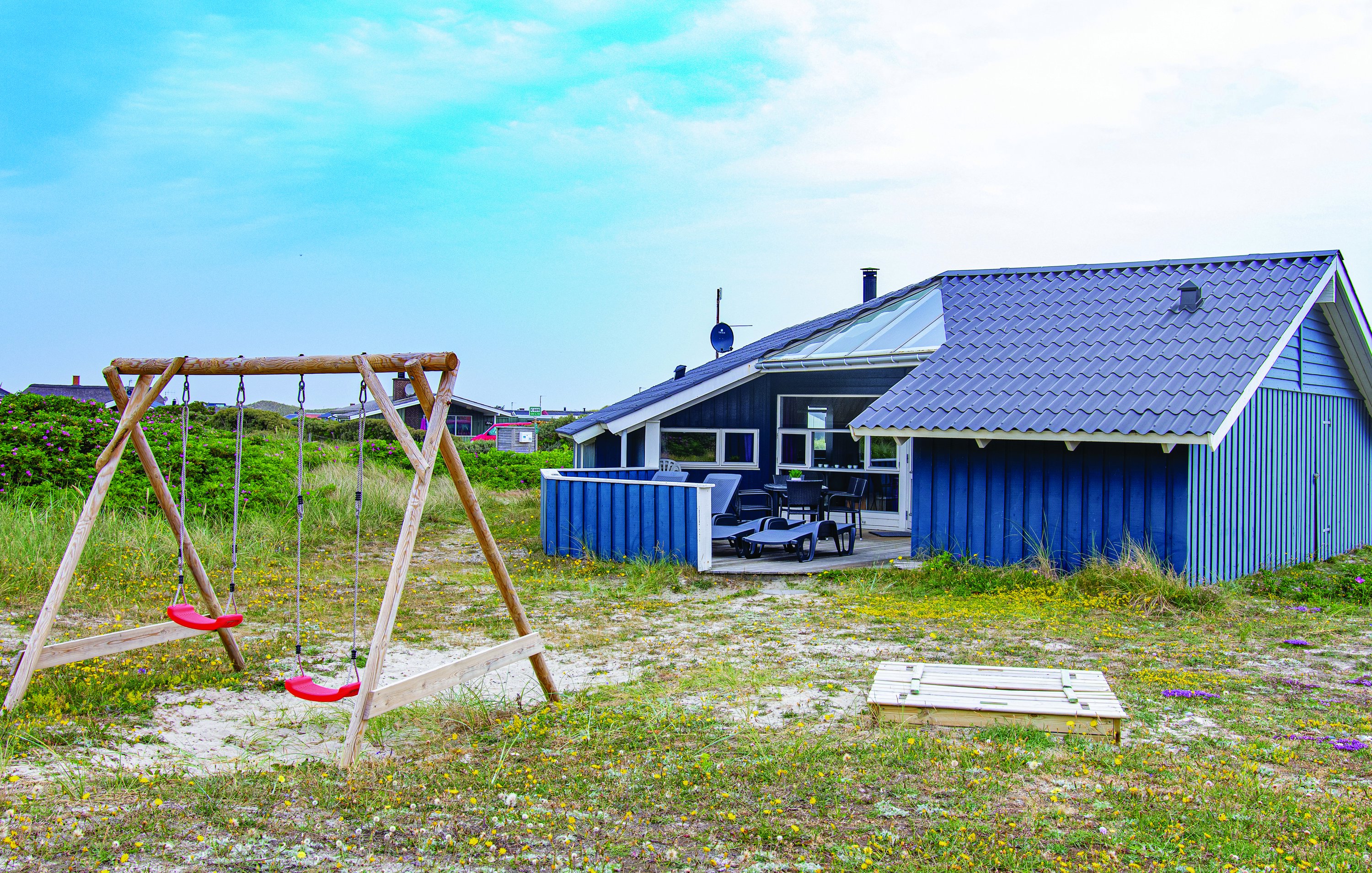 Fremhævet  billede i fuldskærmstilstand. Billede af Rauhesvej 65, Bjerregaard, 6960 Hvide Sande