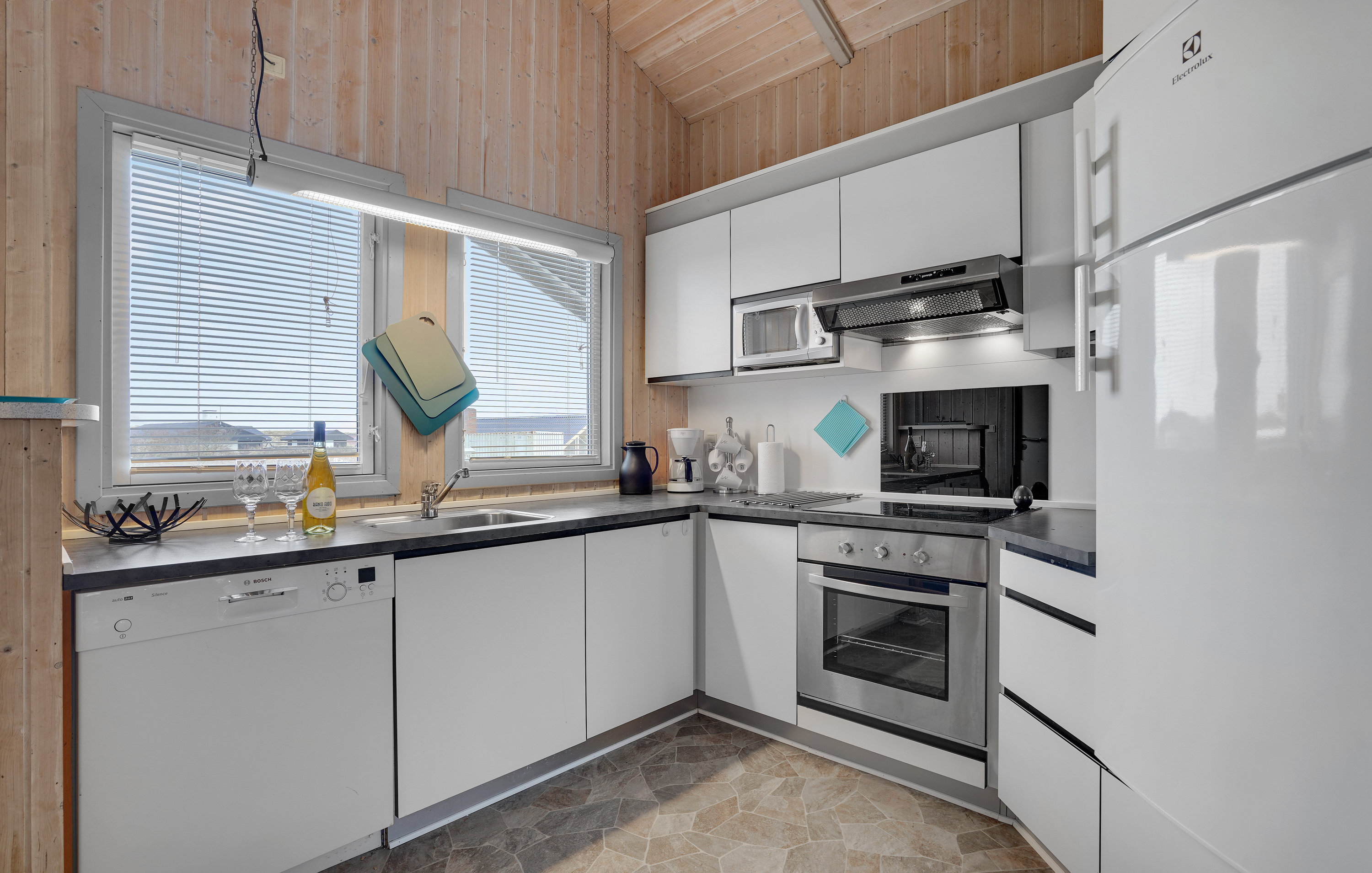 Fremhævet  billede i fuldskærmstilstand. Billede af Rauhesvej 65, Bjerregaard, 6960 Hvide Sande