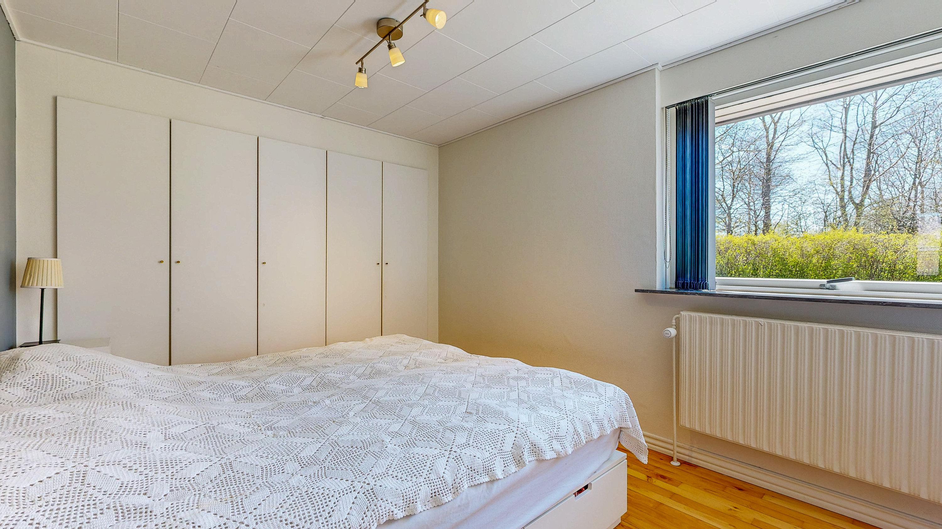 Fremhævet soveværelse billede i fuldskærmstilstand. Billede af Svinglen 50, 8800 Viborg