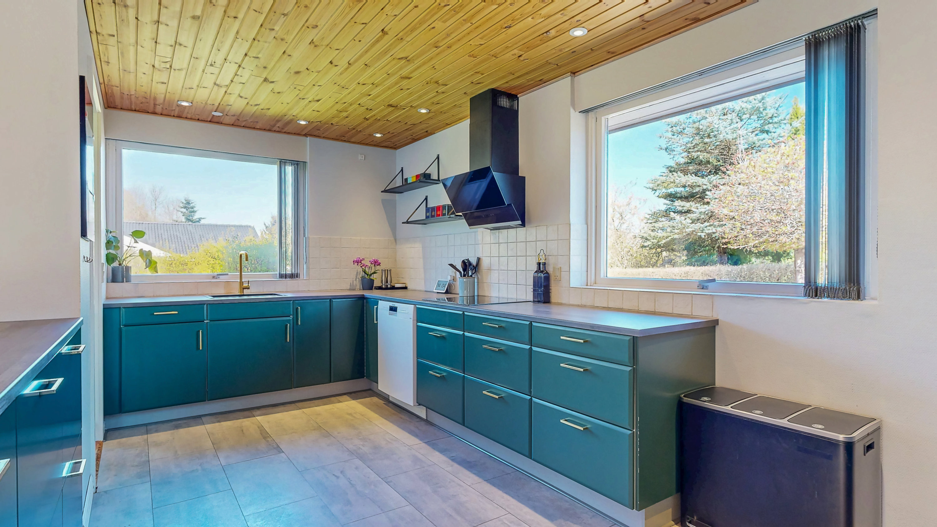 Fremhævet køkken billede i fuldskærmstilstand. Billede af Svinglen 50, 8800 Viborg