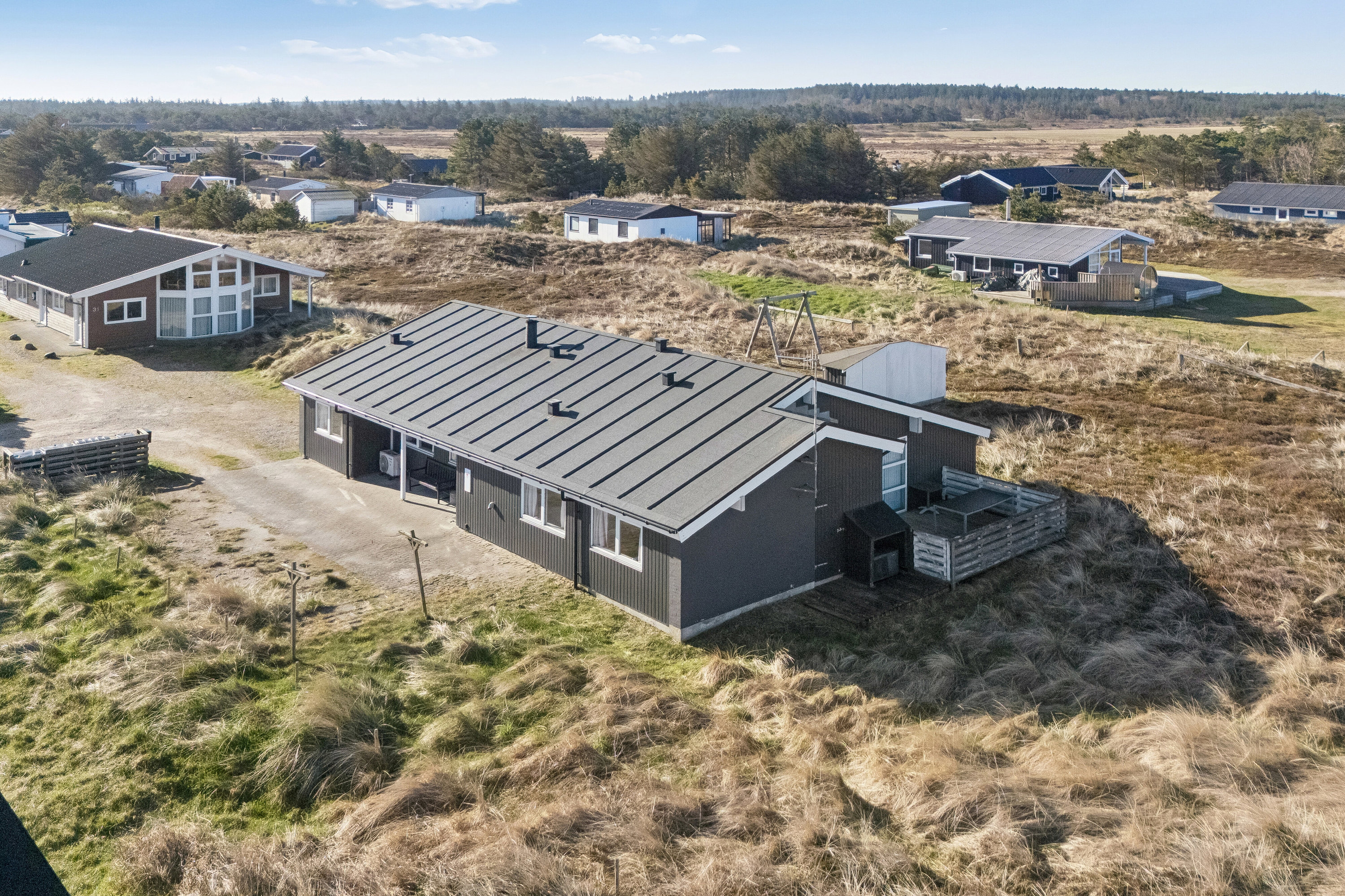 Fremhævet udendørs billede i fuldskærmstilstand. Billede af Klitstien 33, Klitmøller, 7700 Thisted