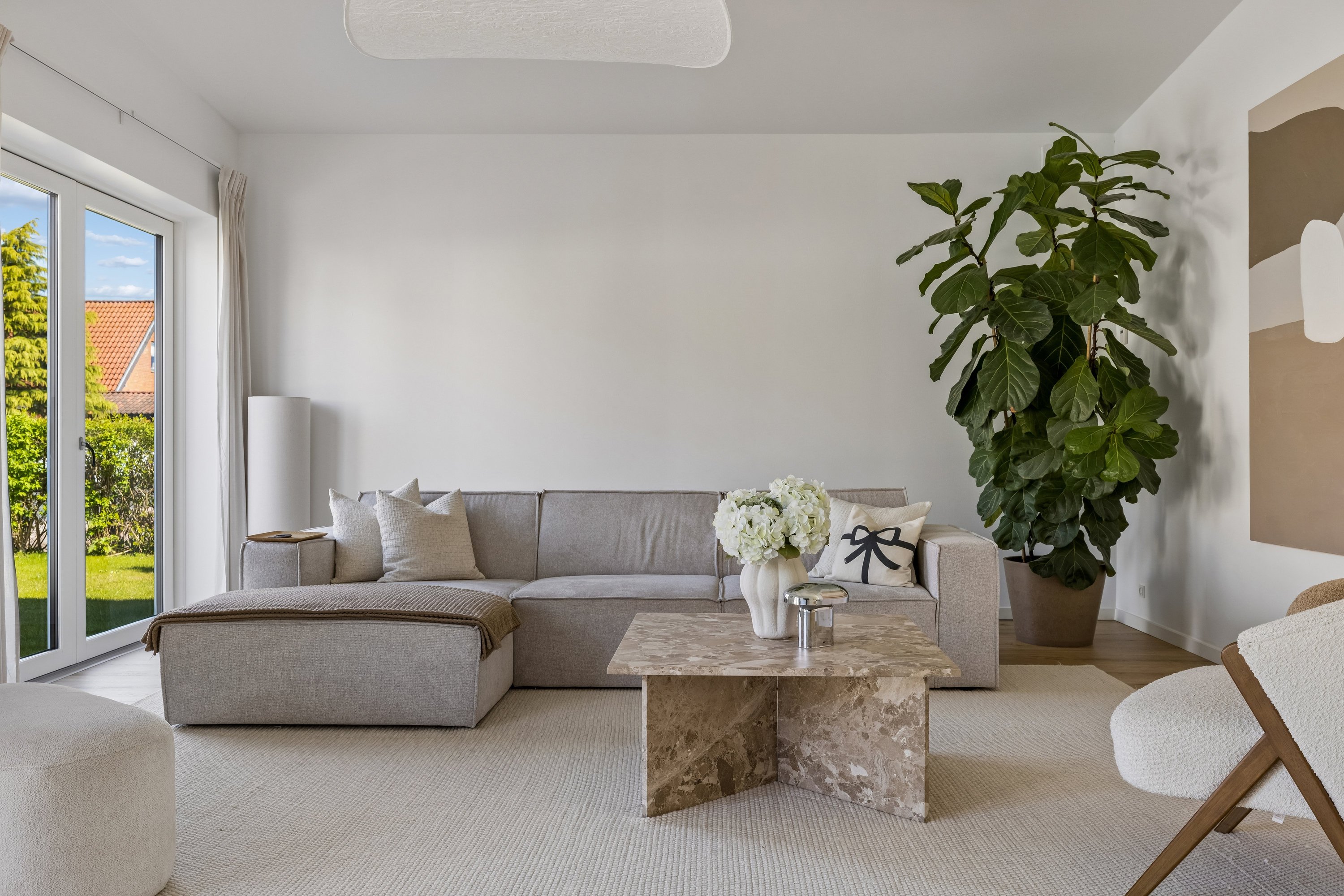 Fremhævet stue billede i fuldskærmstilstand. Billede af Holstedvej 37, Bolbro, 5200 Odense V