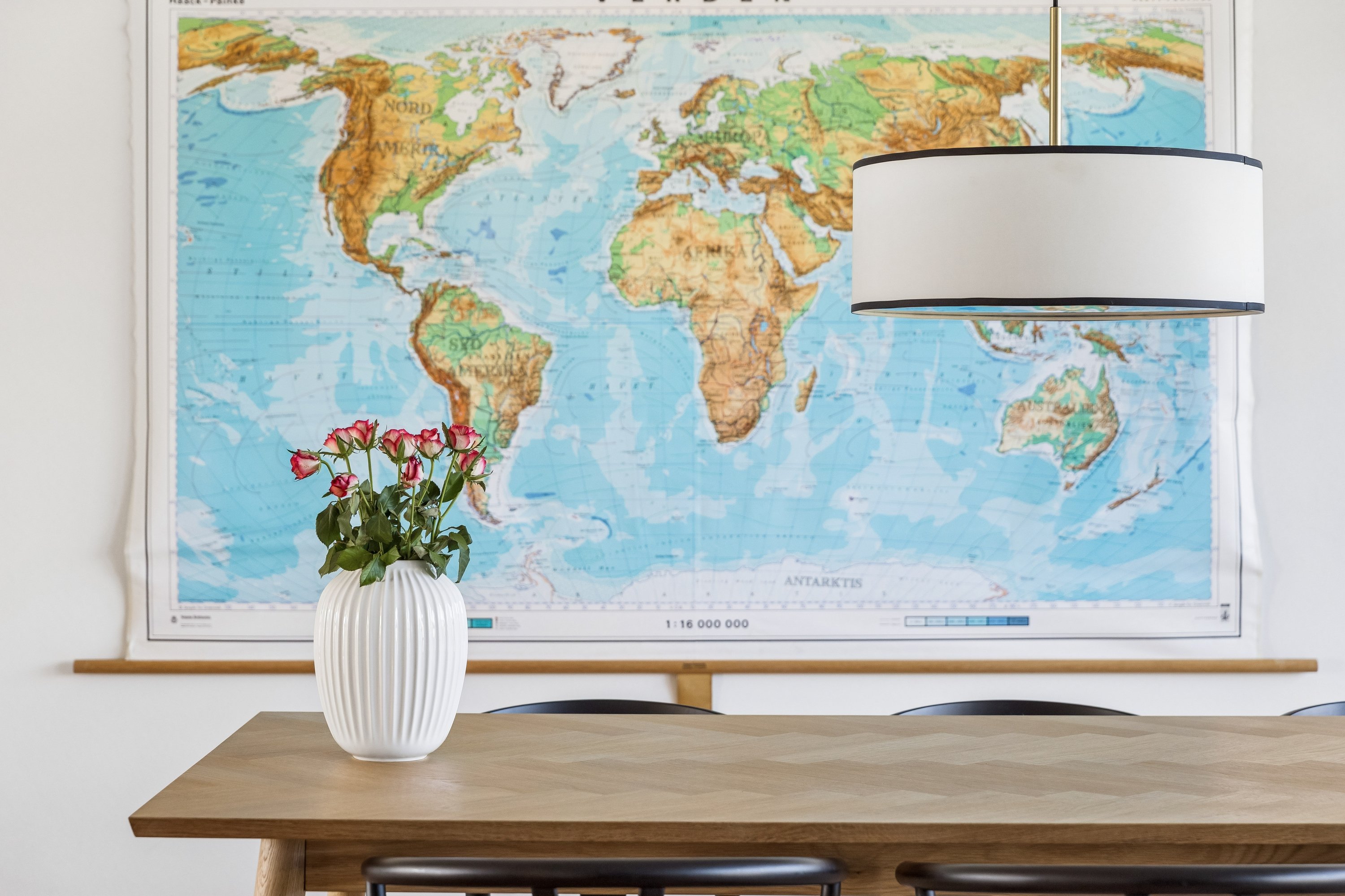 Fremhævet stue billede i fuldskærmstilstand. Billede af Musvågevej 13, Snestrup, 5210 Odense NV