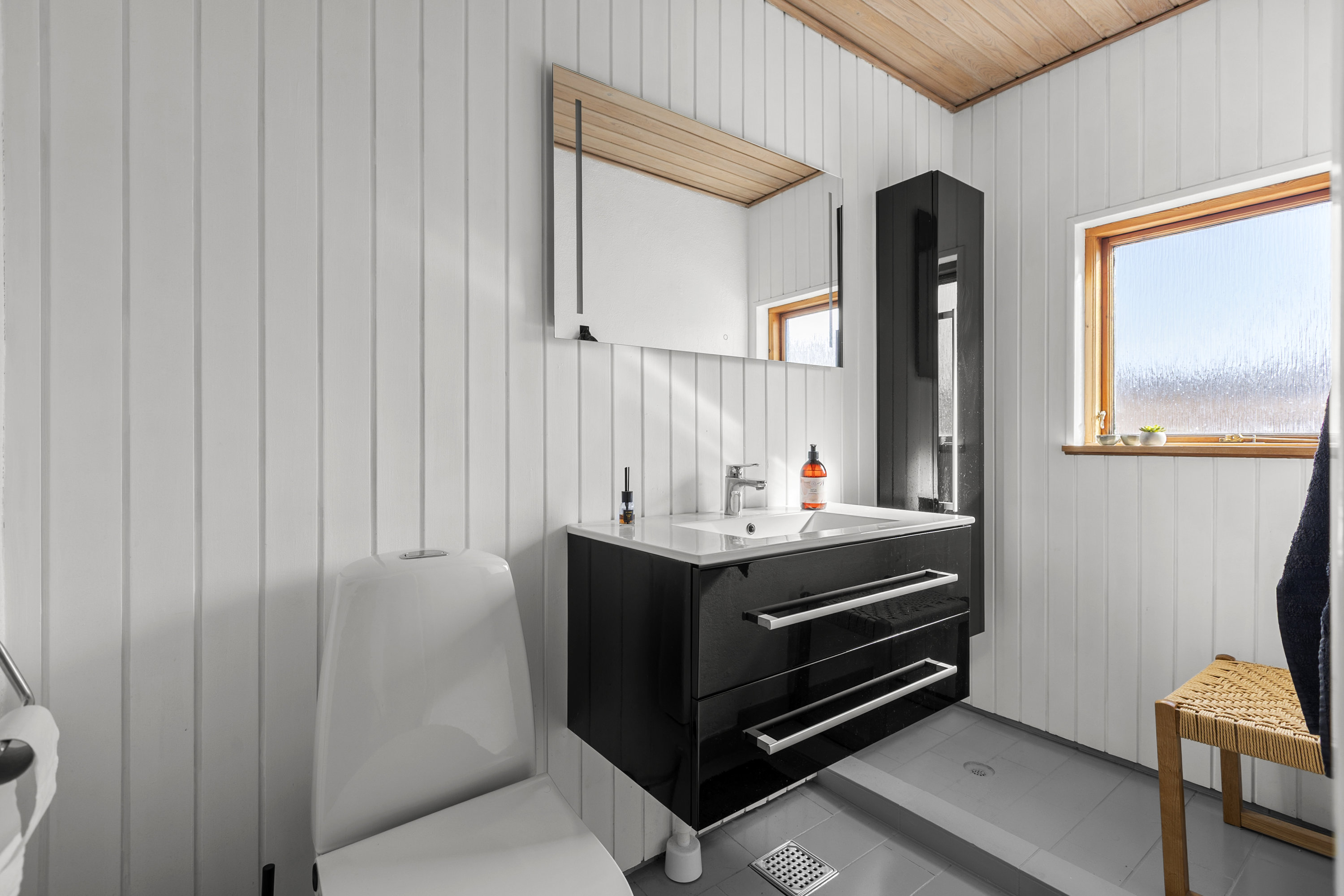 Fremhævet badeværelse billede i fuldskærmstilstand. Billede af Astersvej 8, 4200 Slagelse