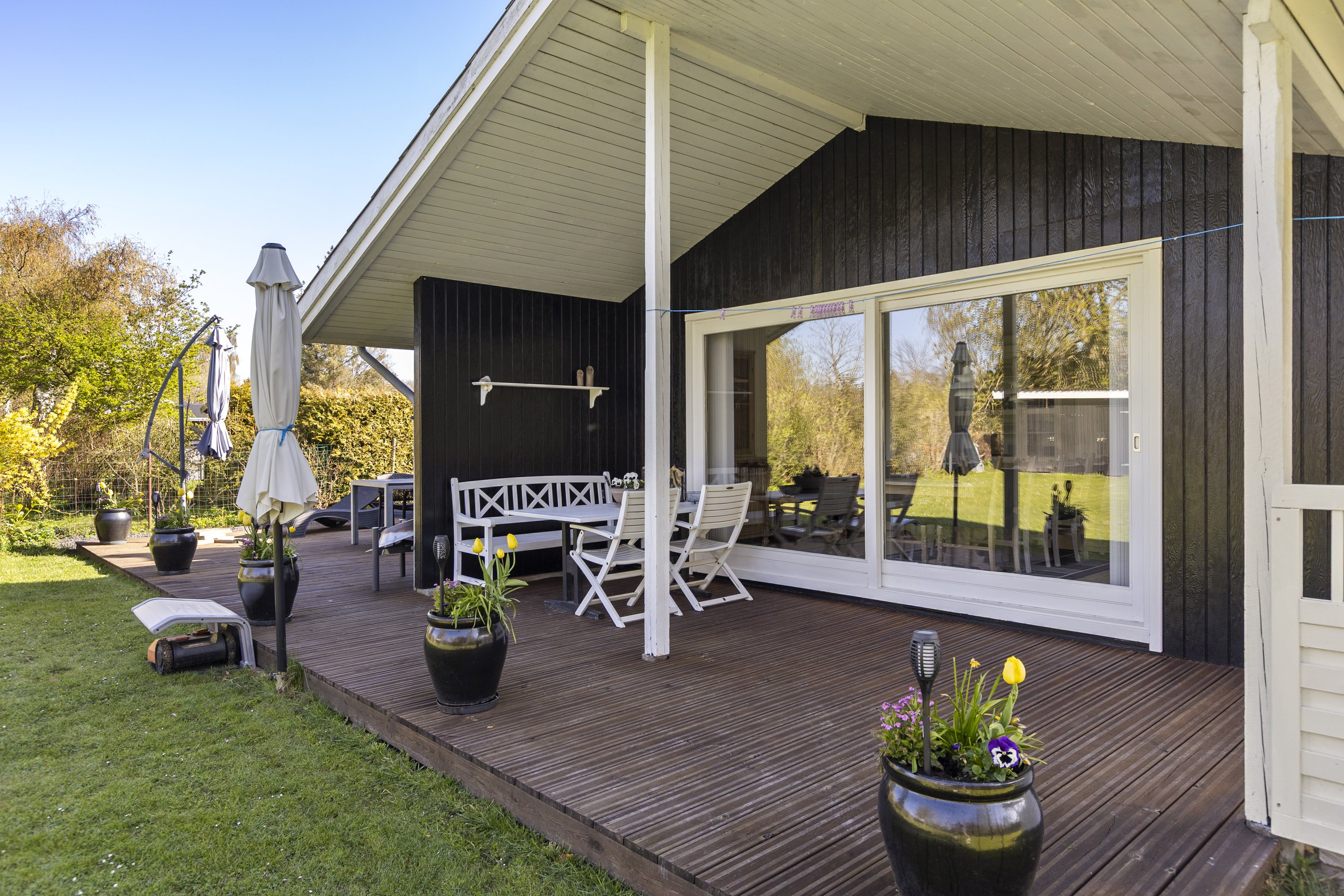 Fremhævet overdækket terrasse billede i fuldskærmstilstand. Billede af Oasevej 6, Næsby Strand, 4200 Slagelse