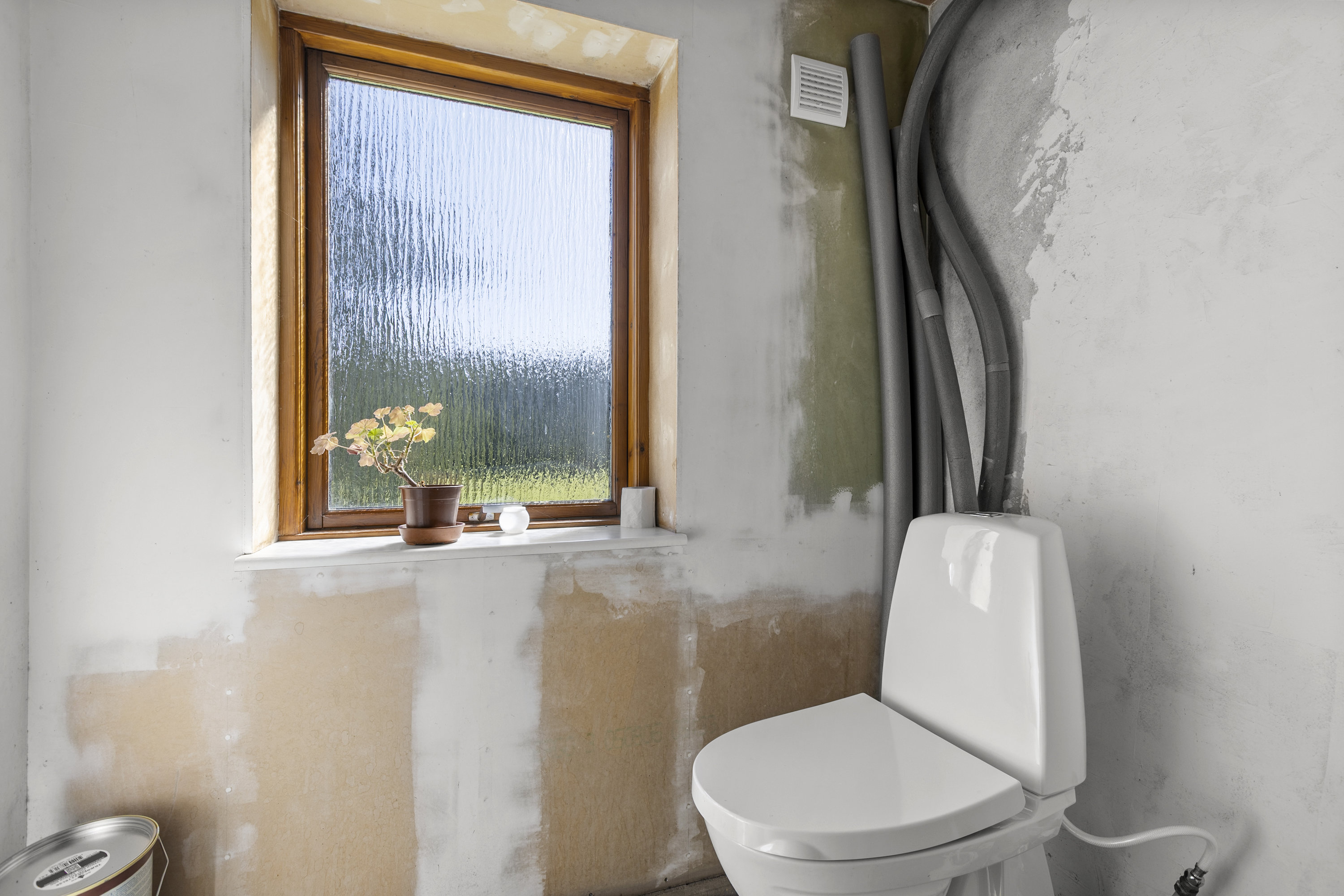 Fremhævet toilet billede i fuldskærmstilstand. Billede af Fruegade 11, 4241 Vemmelev