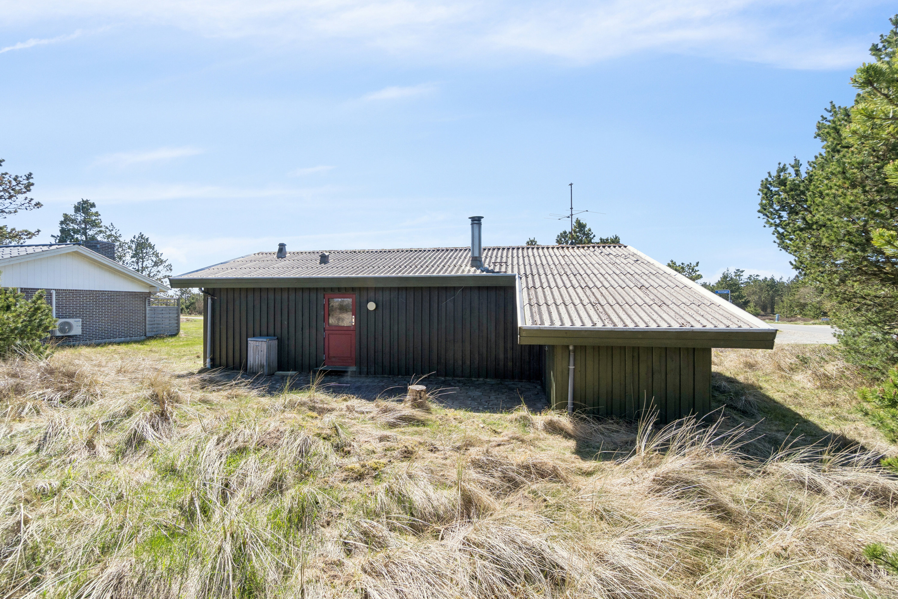 Fremhævet udendørs billede i fuldskærmstilstand. Billede af Sletningen 1, Klitmøller, 7700 Thisted
