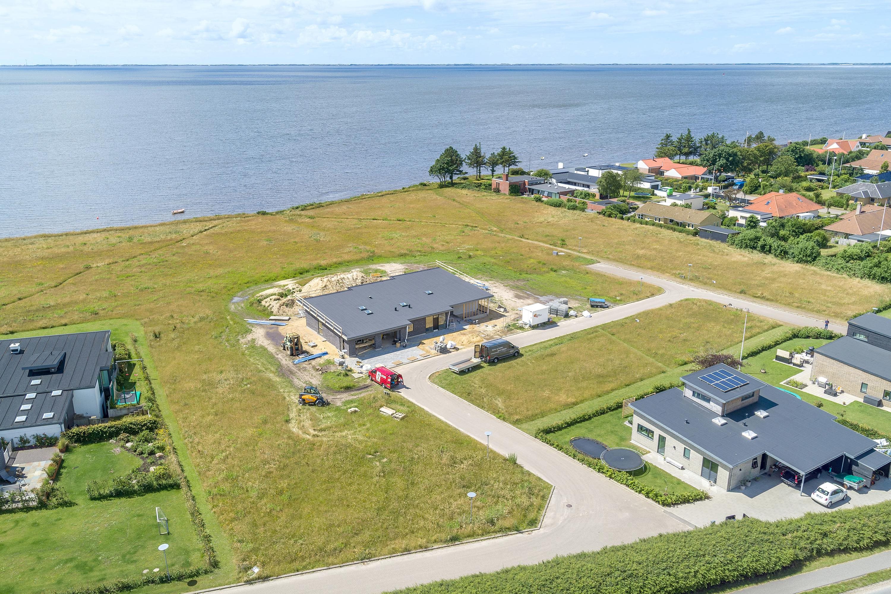 Fremhævet luftfoto billede i fuldskærmstilstand. Billede af Strandparken 4, 6950 Ringkøbing