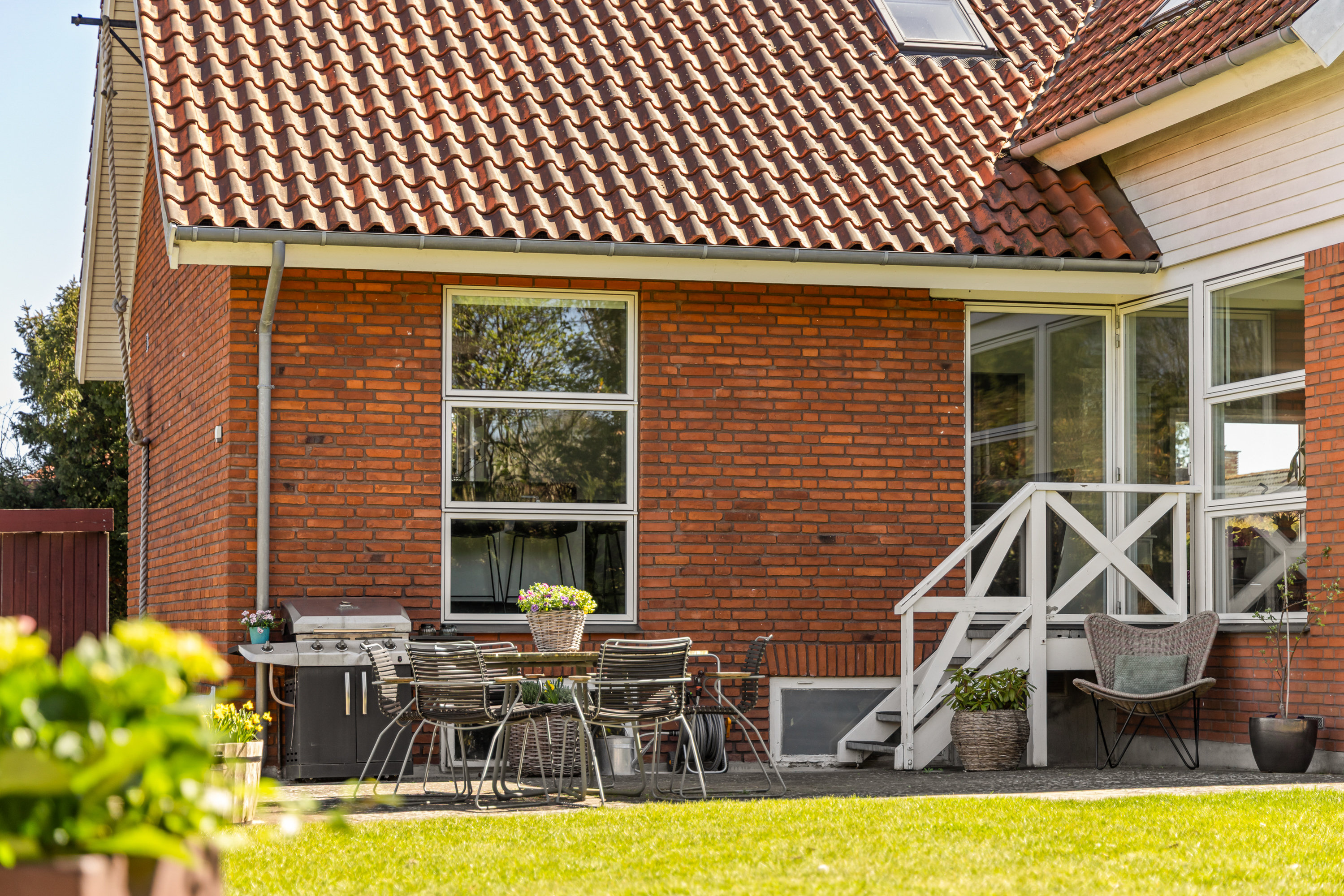 Fremhævet facade billede i fuldskærmstilstand. Billede af Knuds Alle 76, 2800 Kongens Lyngby