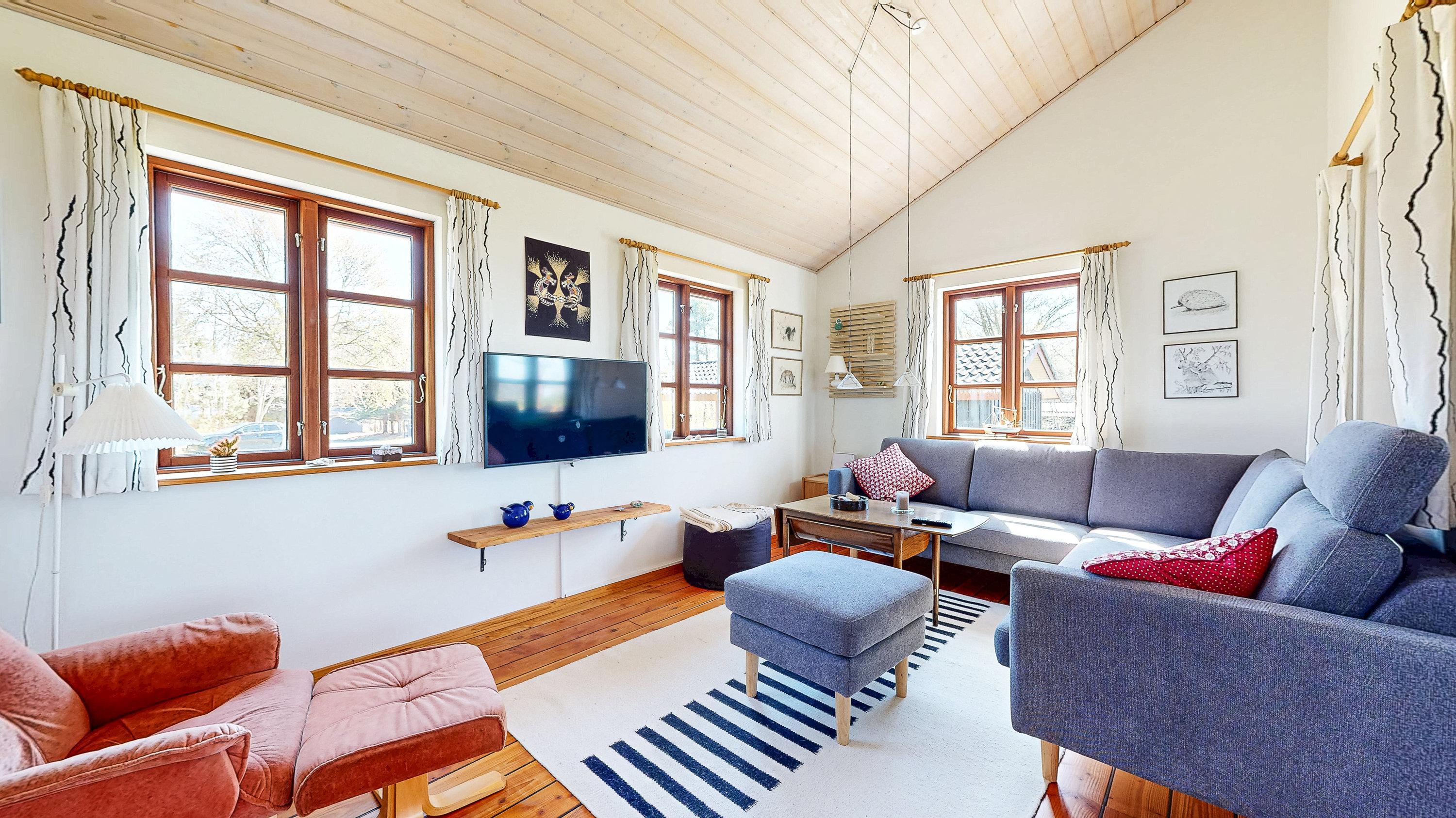 Fremhævet stue billede i fuldskærmstilstand. Billede af Jelsevej 443, Lundø, 7840 Højslev