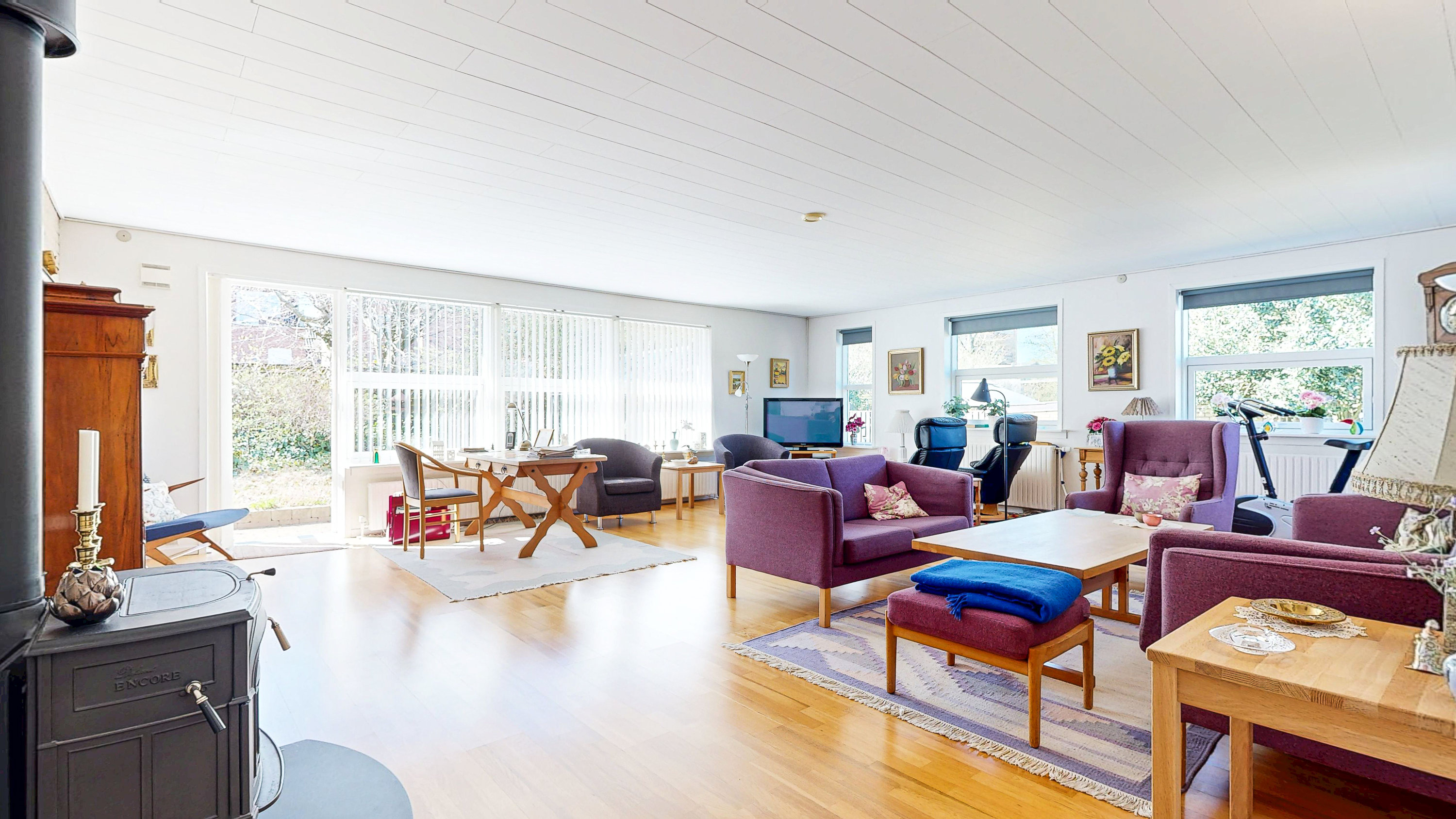 Fremhævet stue billede i fuldskærmstilstand. Billede af Odinvej 9, 7850 Stoholm Jyll