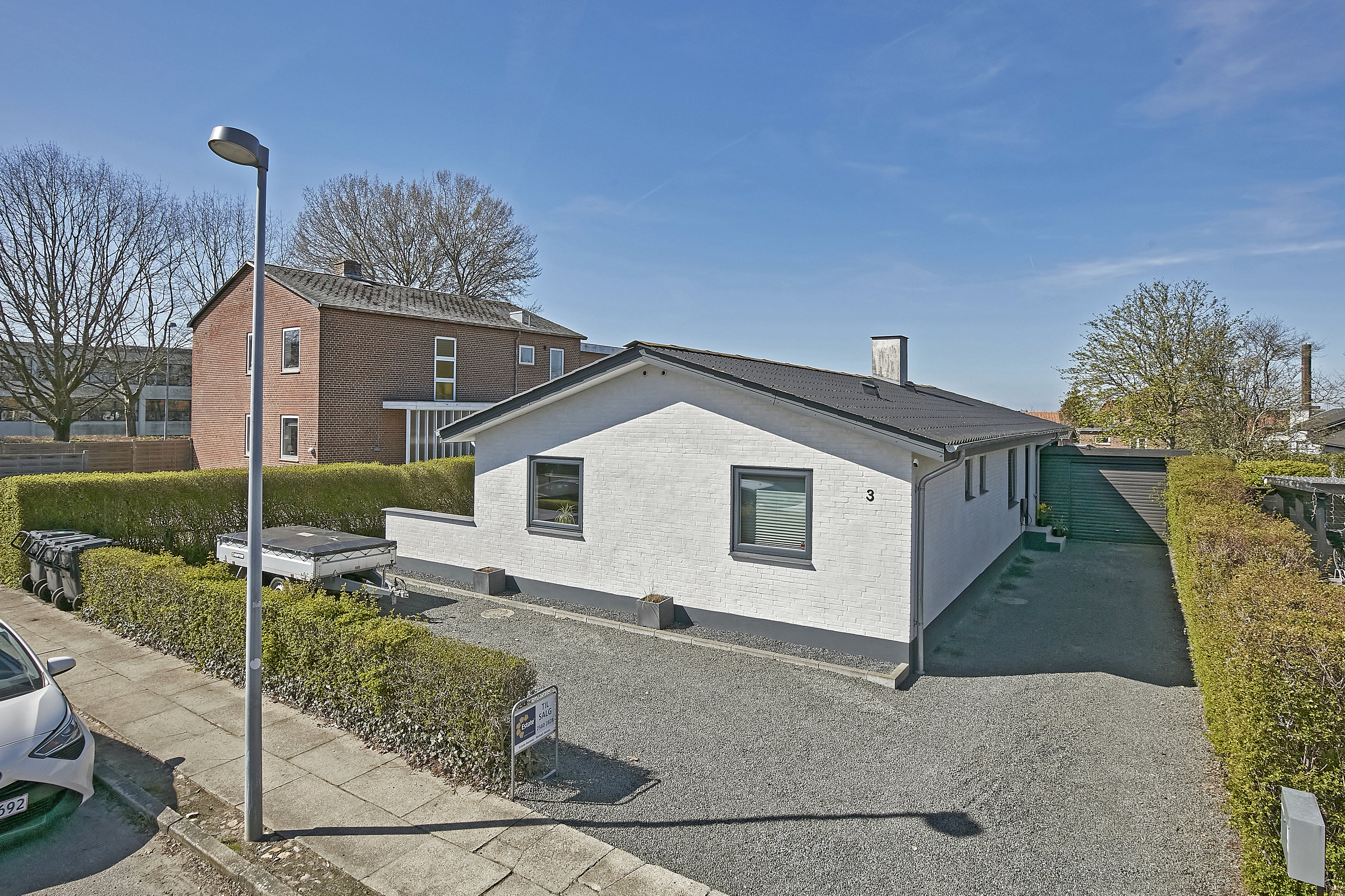 Fremhævet facade fra vejen billede i fuldskærmstilstand. Billede af Håbetsvej 3, Stadionkvarteret, 8700 Horsens