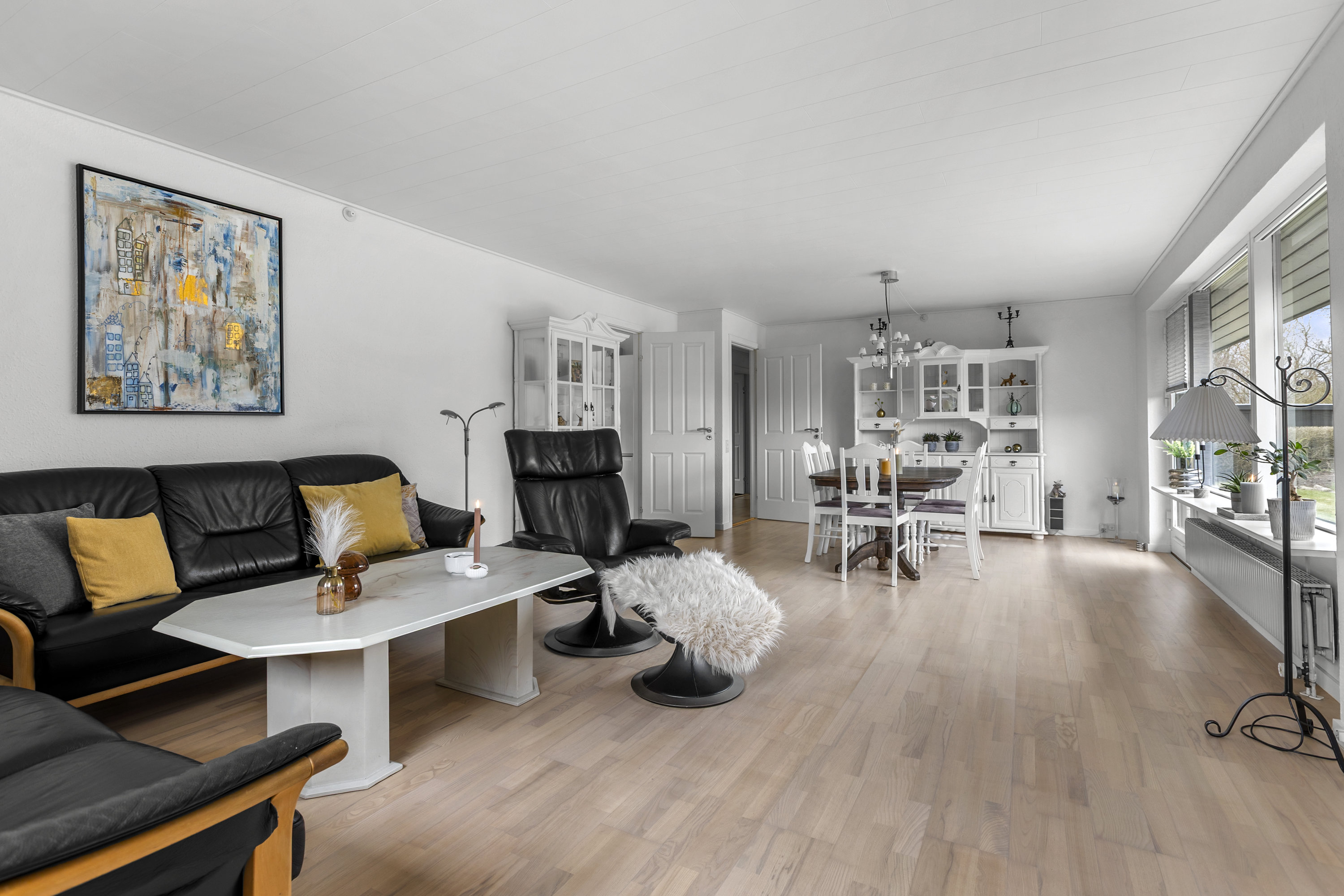 Fremhævet stue billede i fuldskærmstilstand. Billede af Kristoffersvej 129, 4100 Ringsted