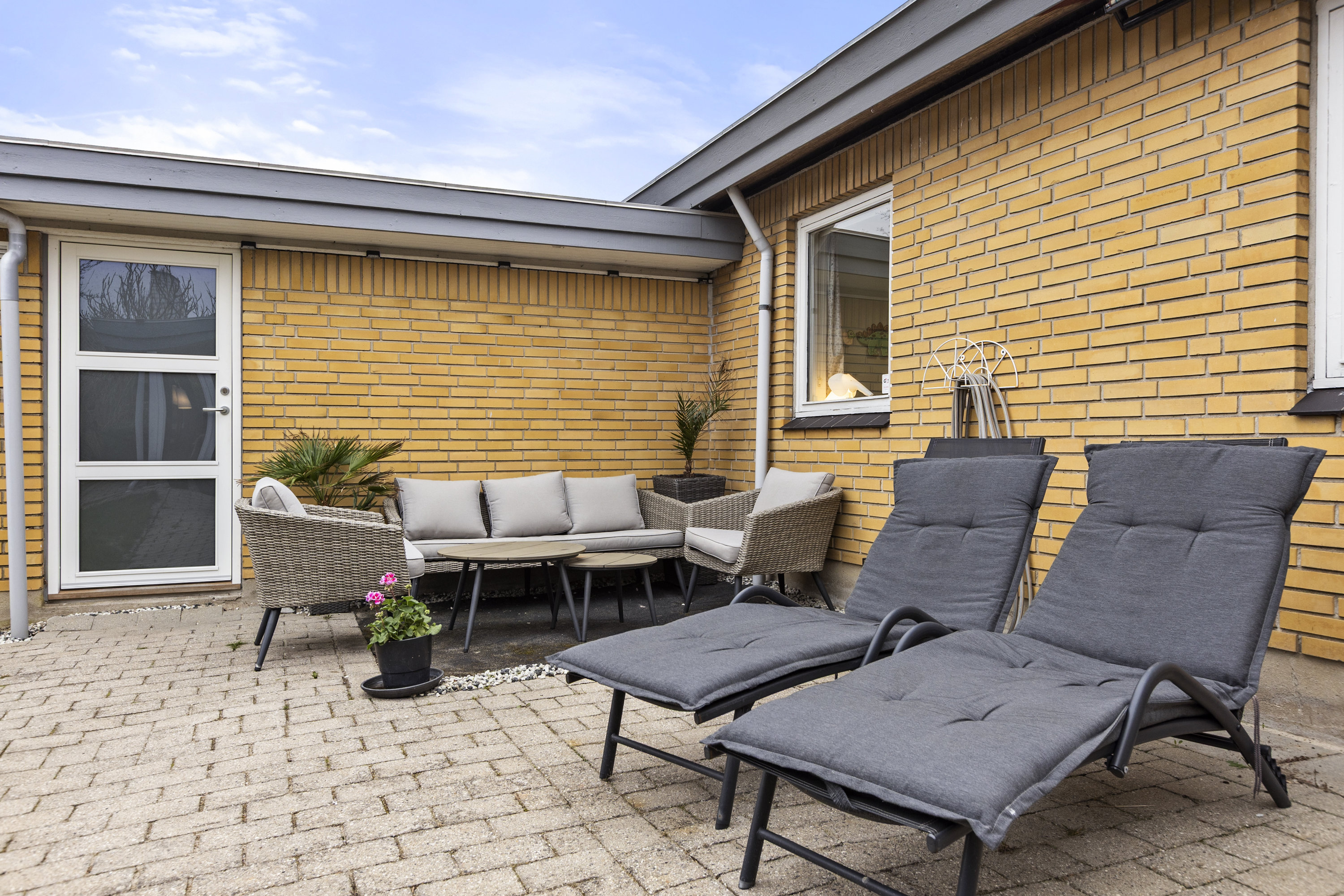 Fremhævet terrasse billede i fuldskærmstilstand. Billede af Sønderås 57, 4200 Slagelse