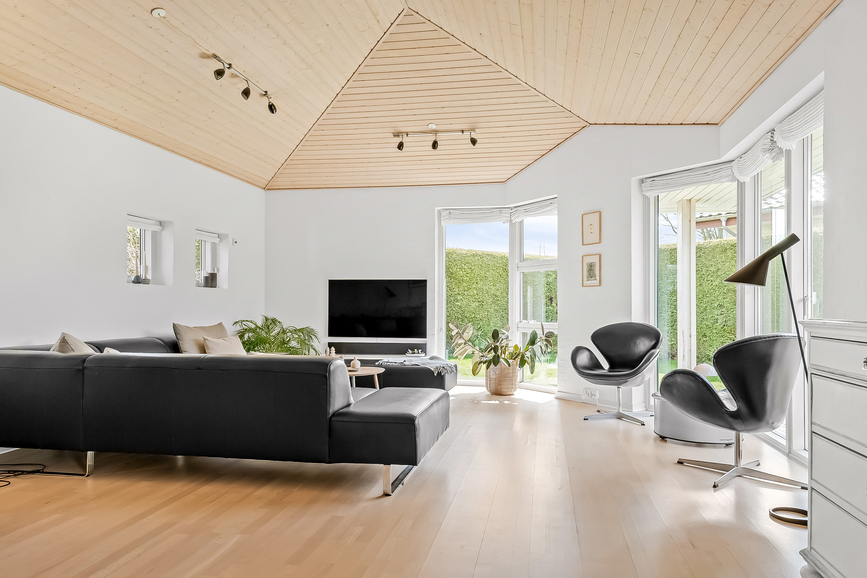 Fremhævet stue billede i fuldskærmstilstand. Billede af Bakkegårds Alle 17, Bramdrupdam, 6000 Kolding