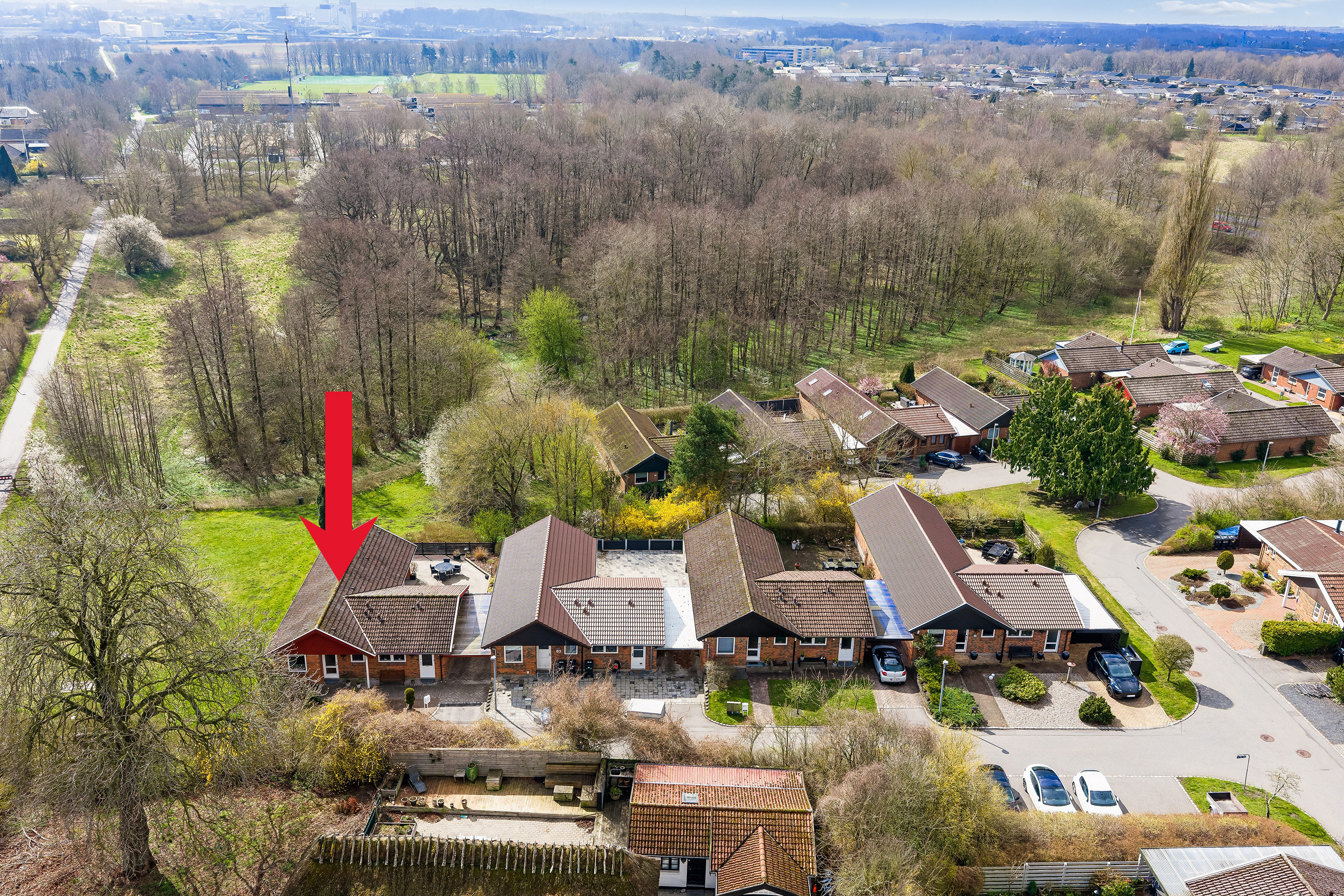 Fremhævet luftfoto billede i fuldskærmstilstand. Billede af Lille Rugbjerg Vej 85, Anderup, 5270 Odense N