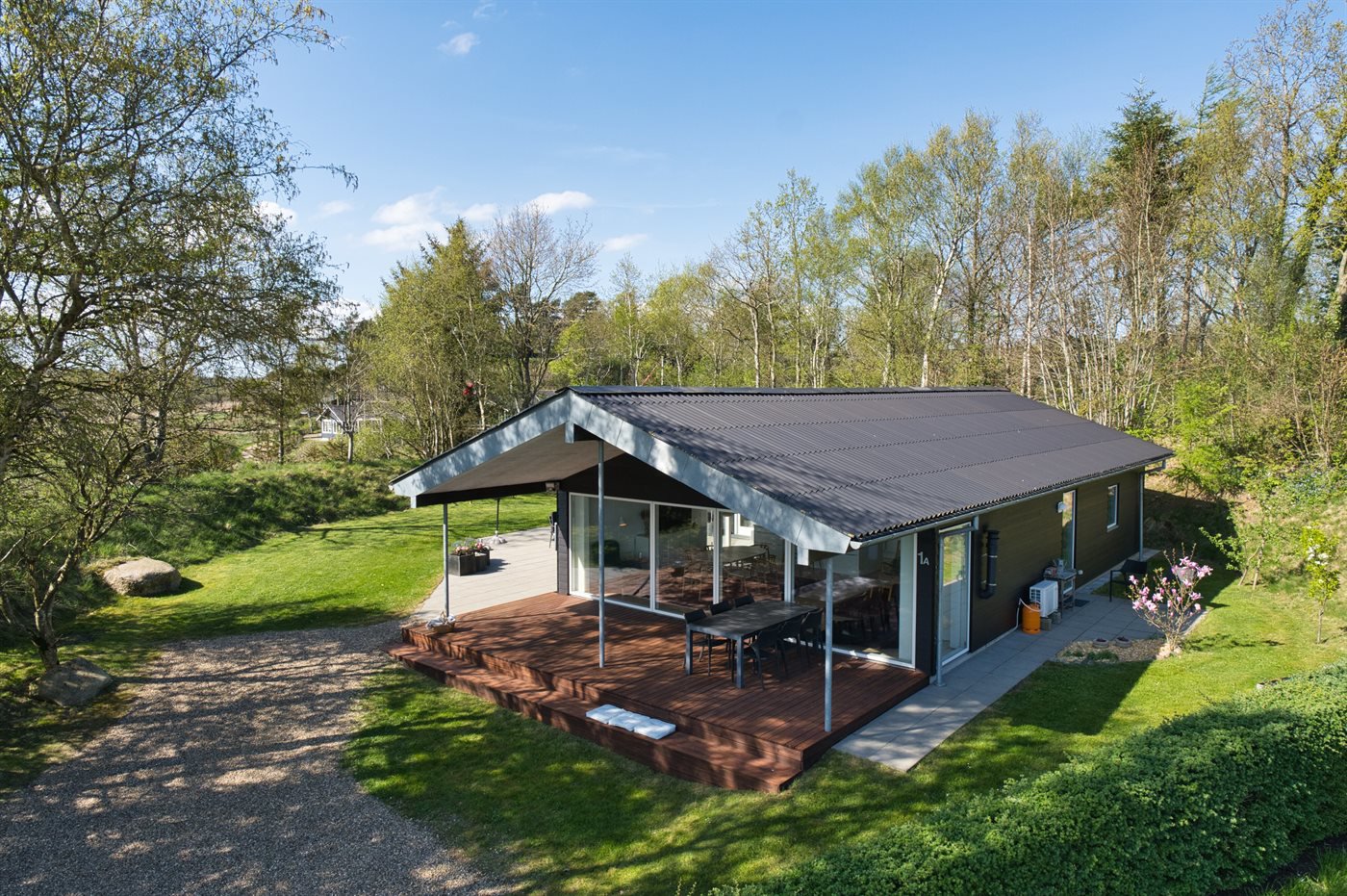 Fremhævet  billede i fuldskærmstilstand. Billede af Lyby Strandvej 1A, Lyby Strand, 7870 Roslev