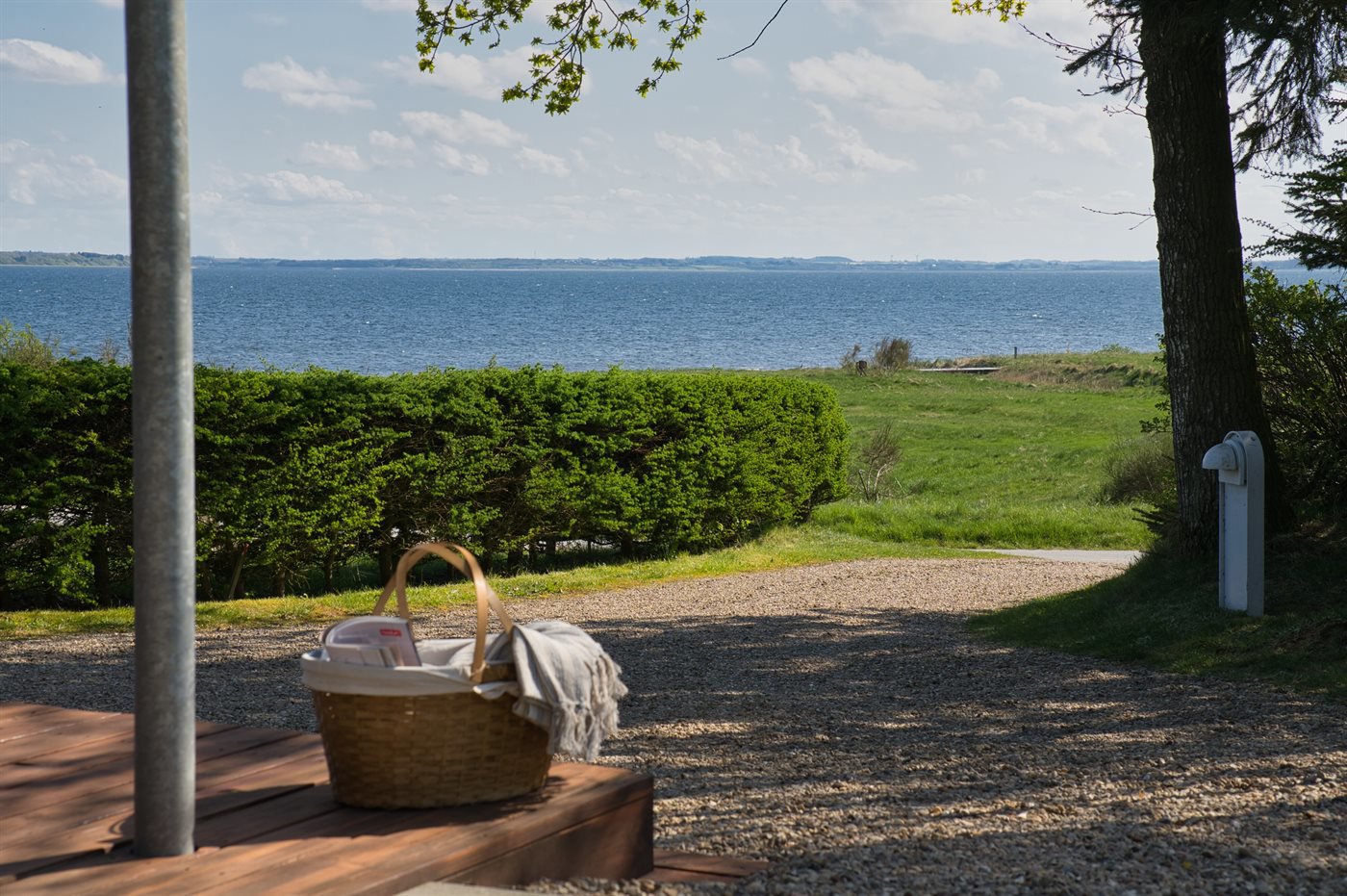 Fremhævet  billede i fuldskærmstilstand. Billede af Lyby Strandvej 1A, Lyby Strand, 7870 Roslev