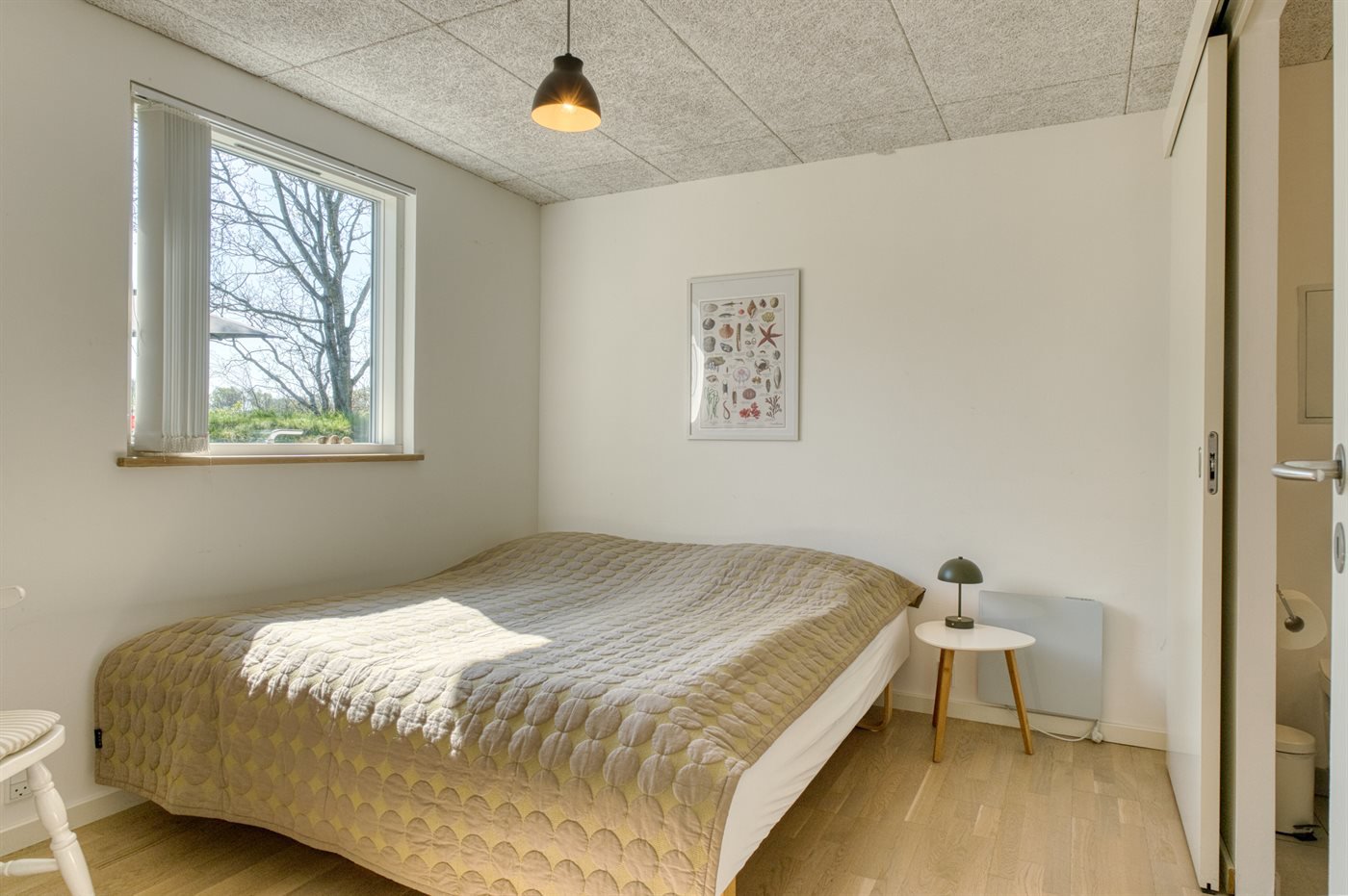 Fremhævet  billede i fuldskærmstilstand. Billede af Lyby Strandvej 1A, Lyby Strand, 7870 Roslev