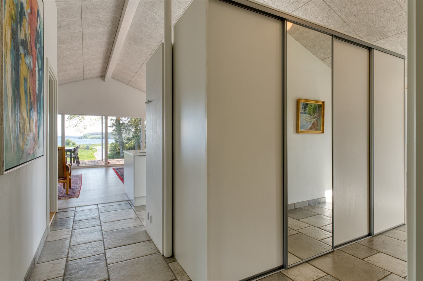 Fremhævet  billede i fuldskærmstilstand. Billede af Lyby Strandvej 1A, Lyby Strand, 7870 Roslev