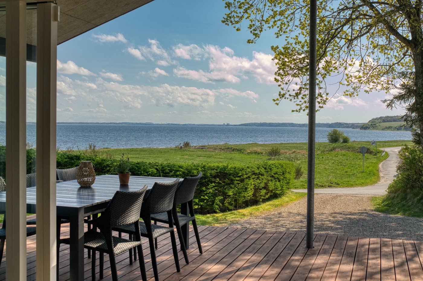 Fremhævet  billede i fuldskærmstilstand. Billede af Lyby Strandvej 1A, Lyby Strand, 7870 Roslev