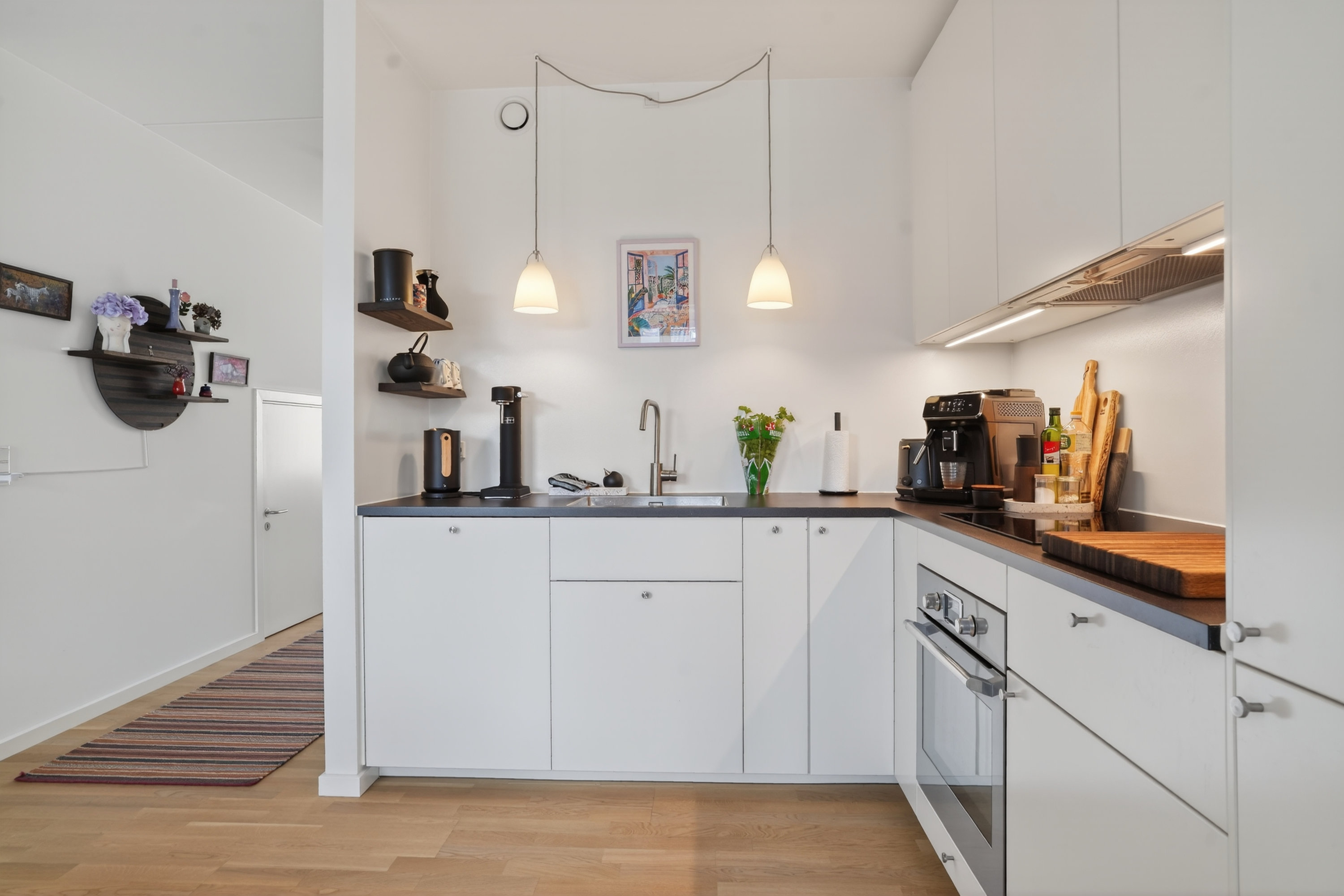 Miniaturebillede 2: køkken. Billede af Cirkelbuen 95, 3400 Hillerød