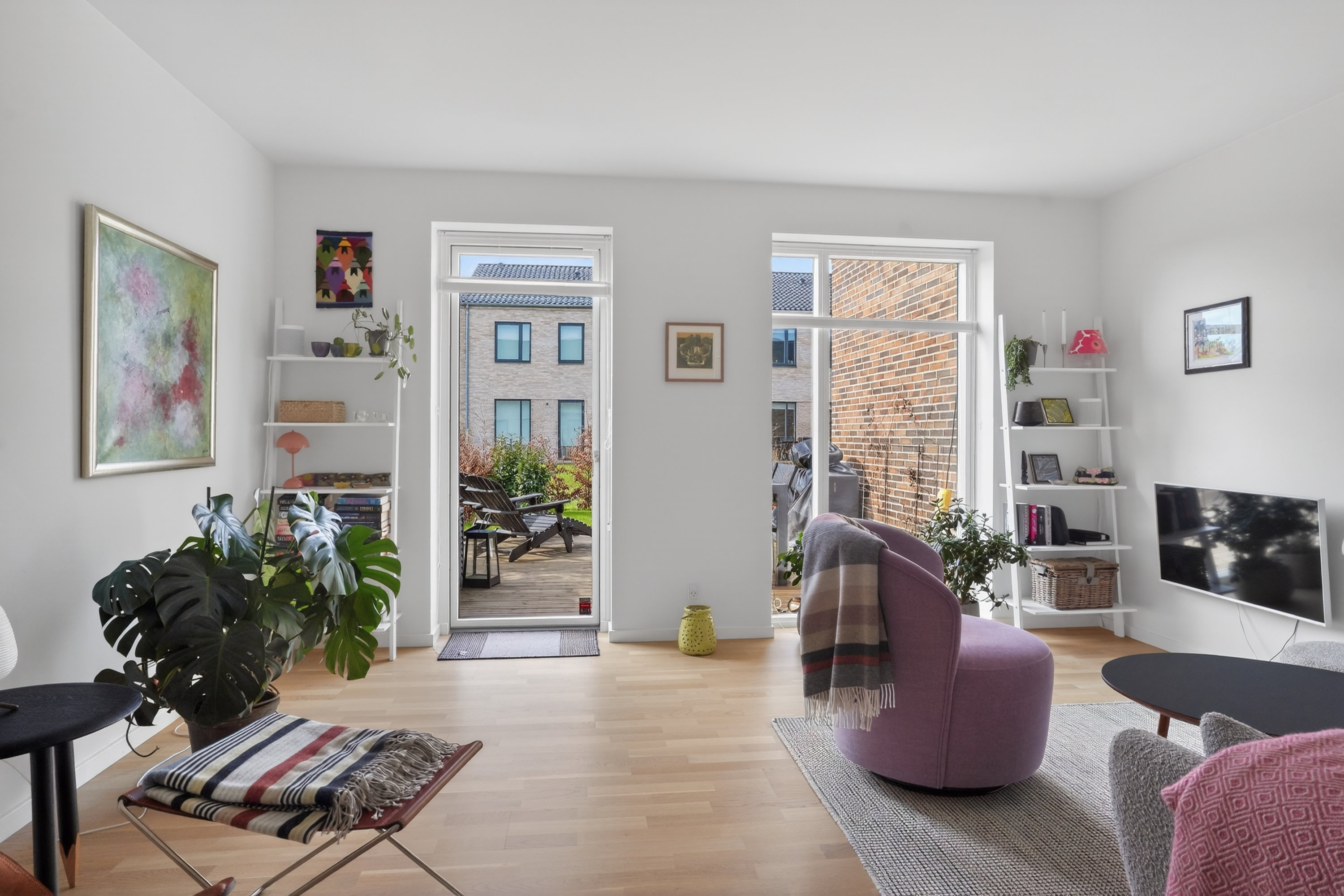 Fremhævet stue billede i fuldskærmstilstand. Billede af Cirkelbuen 95, 3400 Hillerød