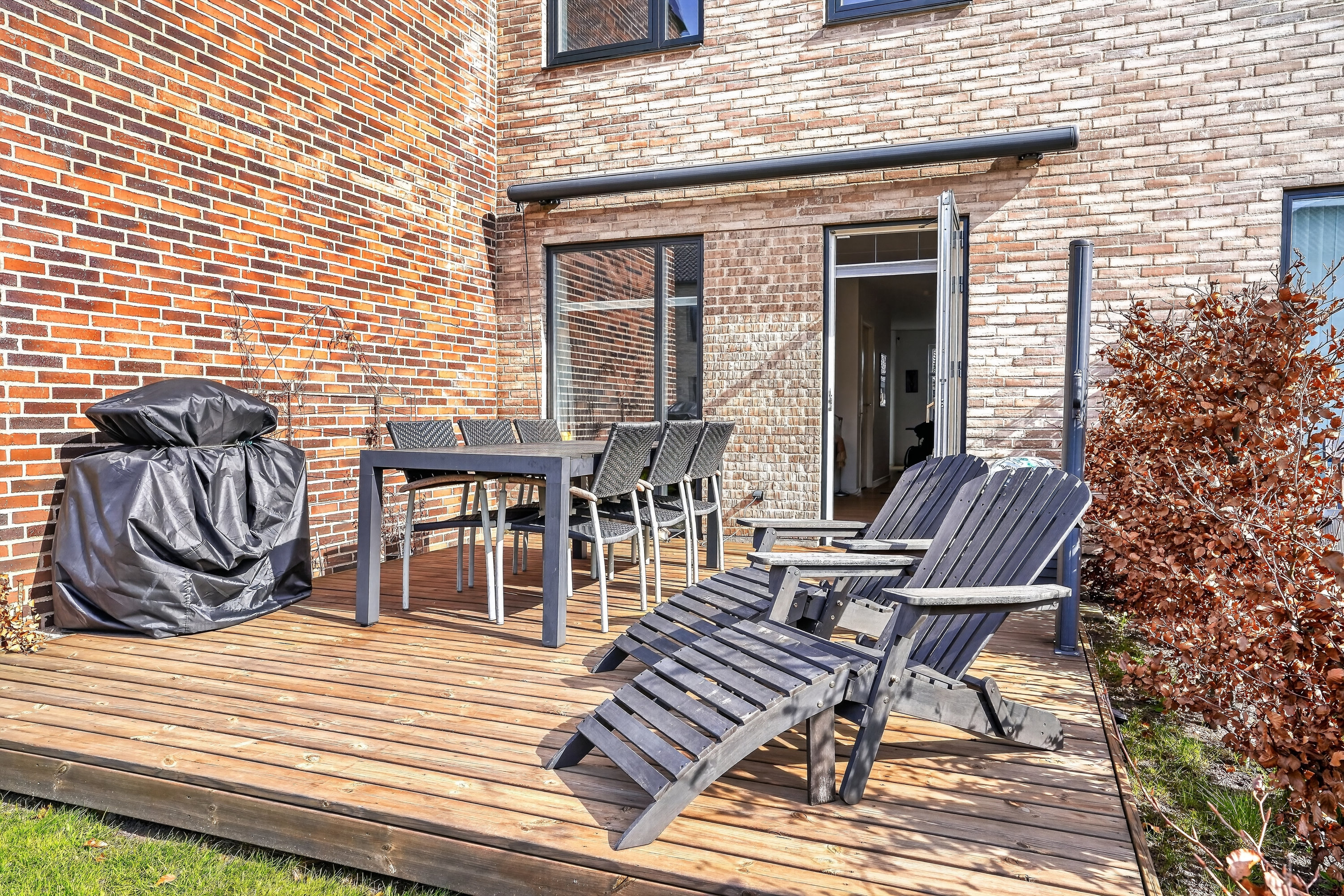 Fremhævet terrasse billede i fuldskærmstilstand. Billede af Cirkelbuen 95, 3400 Hillerød
