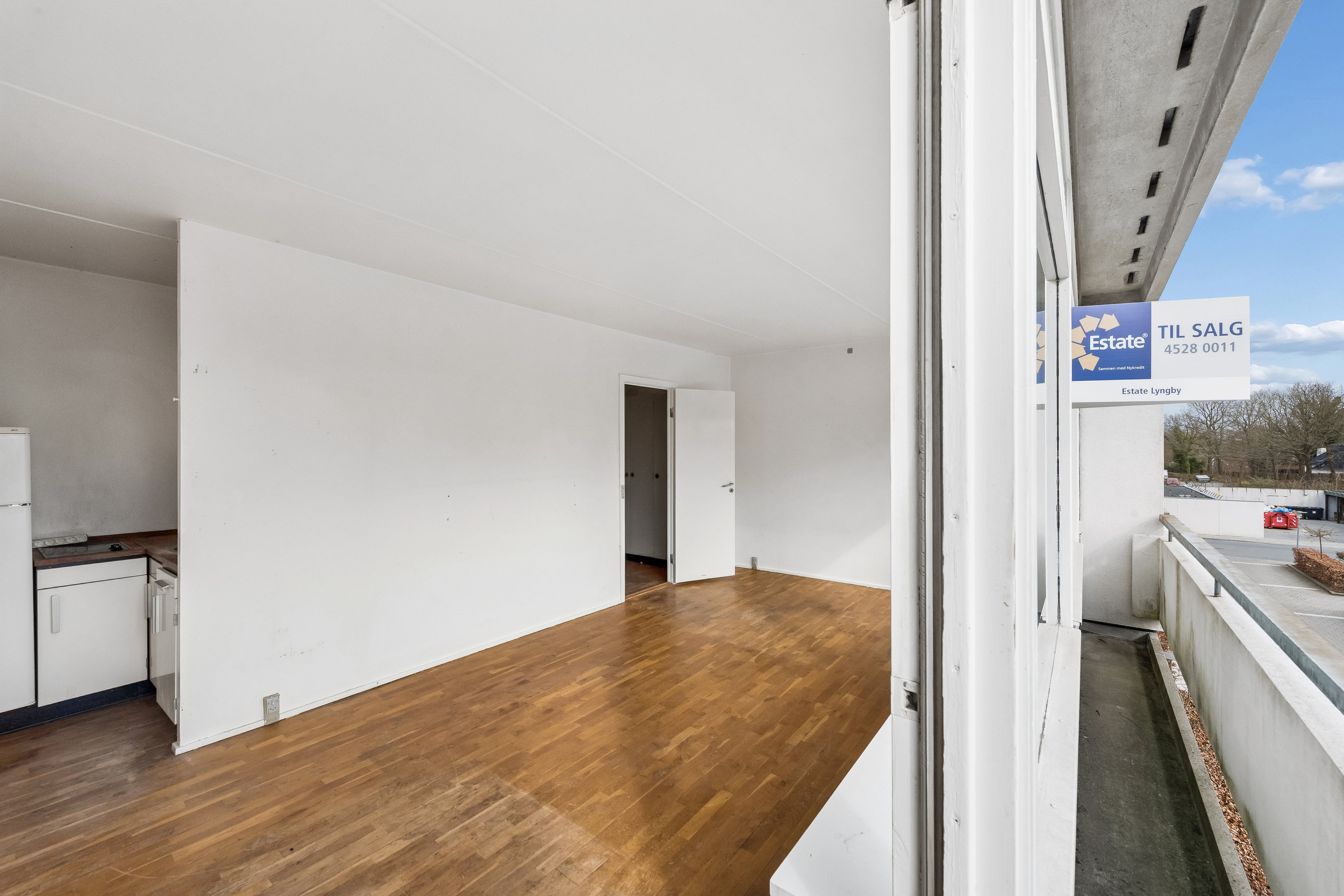 Miniaturebillede 1: køkken. Billede af Eremitageparken 319, 2. b., 2800 Kongens Lyngby