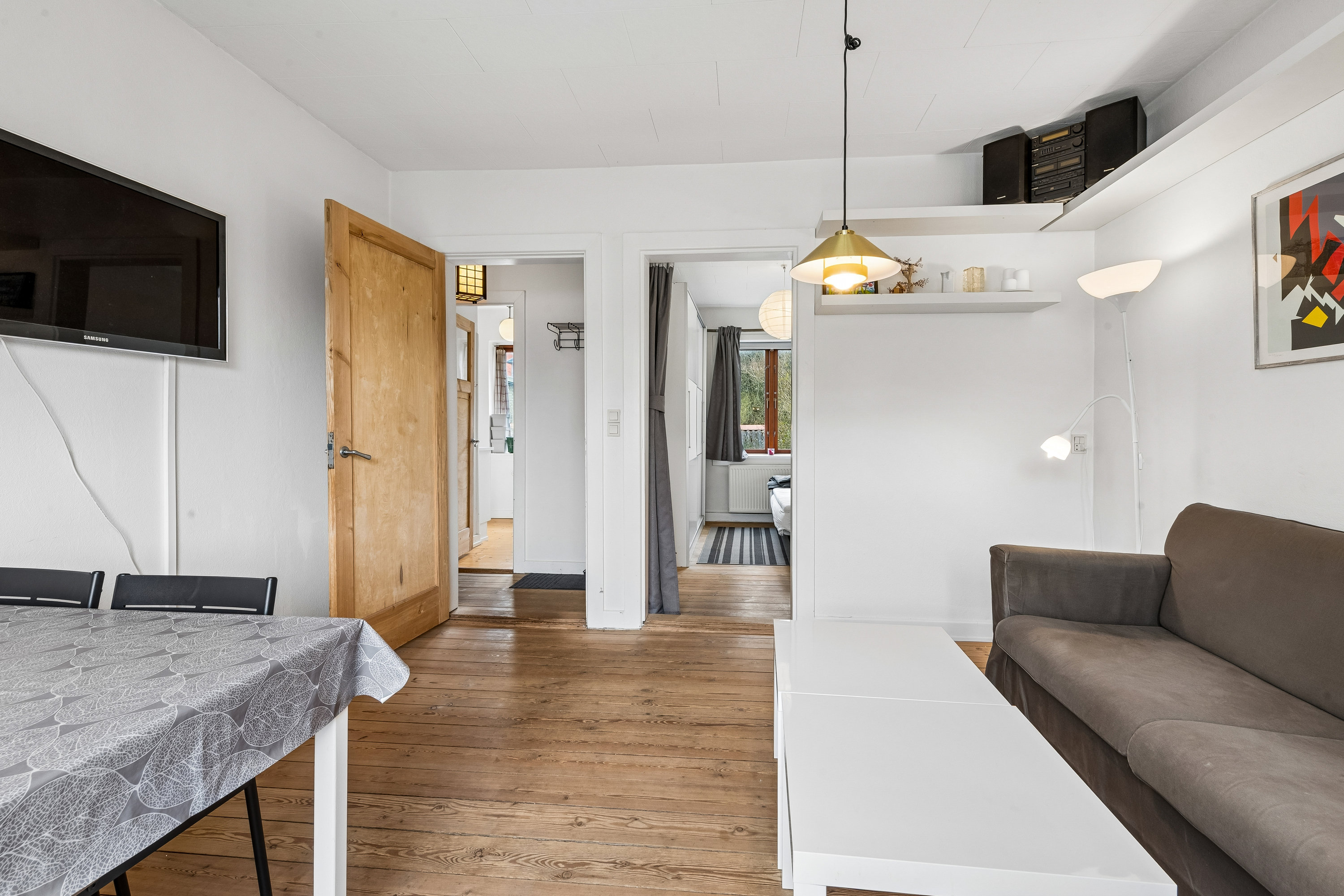 Fremhævet disponibel billede i fuldskærmstilstand. Billede af Selma Lagerløfs Alle 7, st.. th., 2860 Søborg