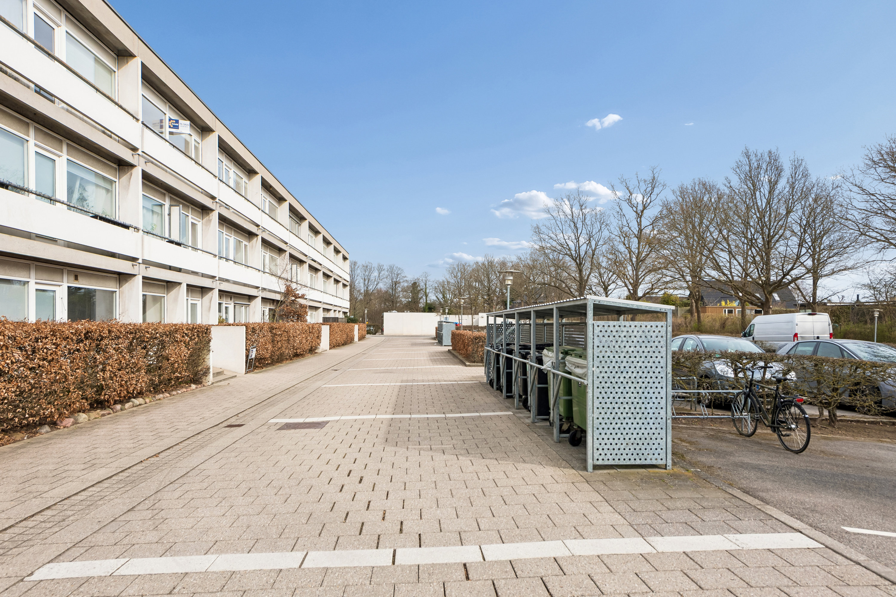 Fremhævet andet billede i fuldskærmstilstand. Billede af Eremitageparken 319, 2. b., 2800 Kongens Lyngby