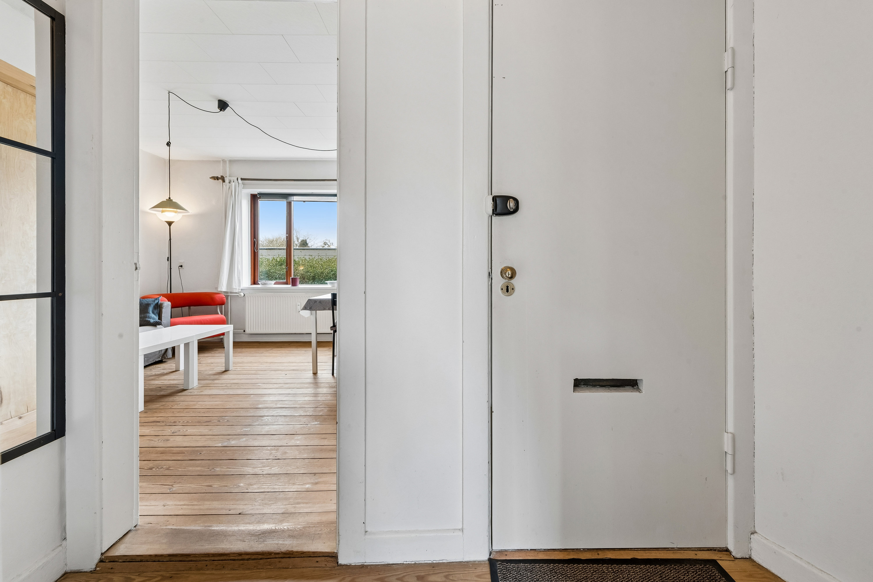 Fremhævet entré billede i fuldskærmstilstand. Billede af Selma Lagerløfs Alle 7, st.. th., 2860 Søborg