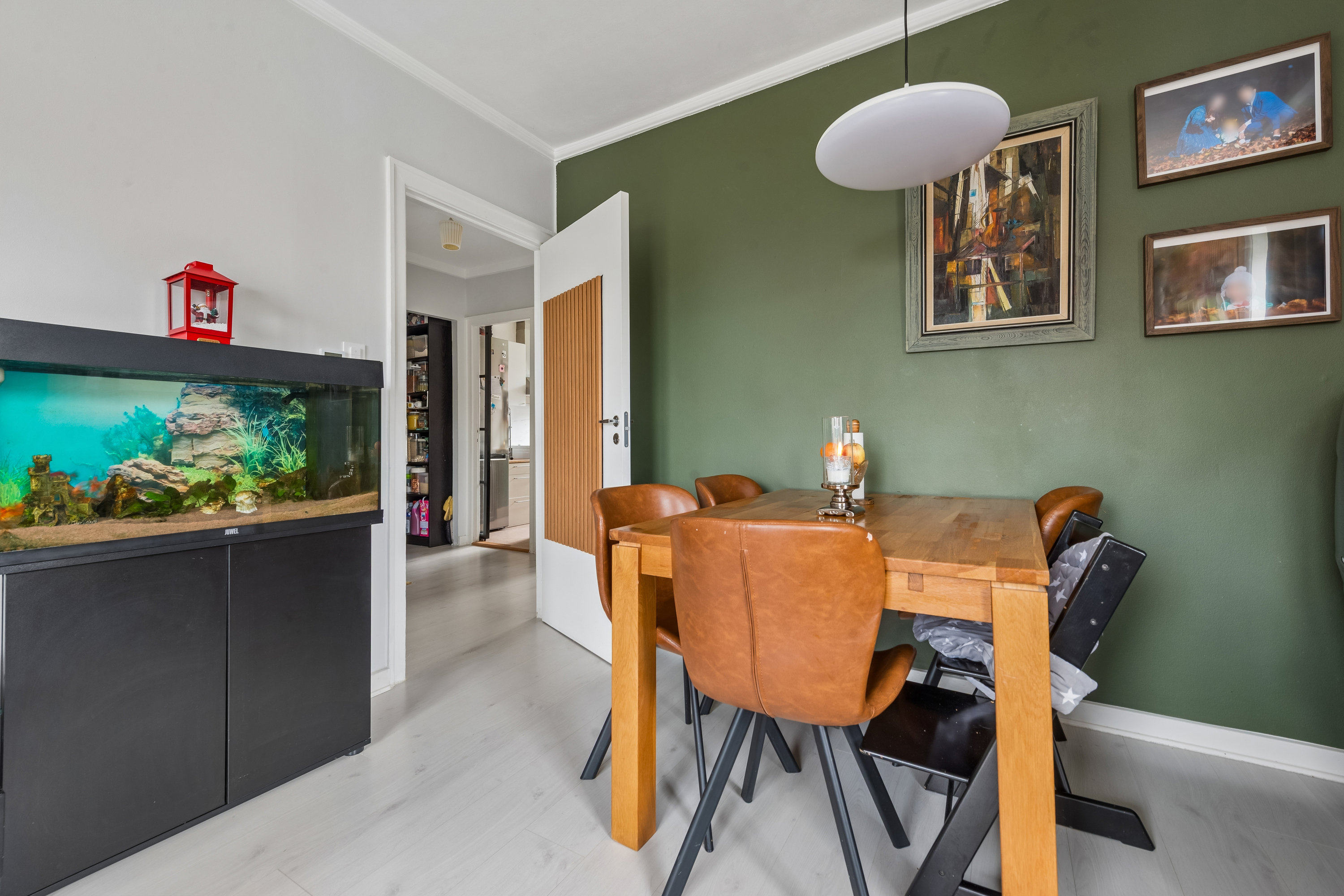 Miniaturebillede 2: stue. Billede af Frederikssundsvej 388, st.. th., 2700 Brønshøj