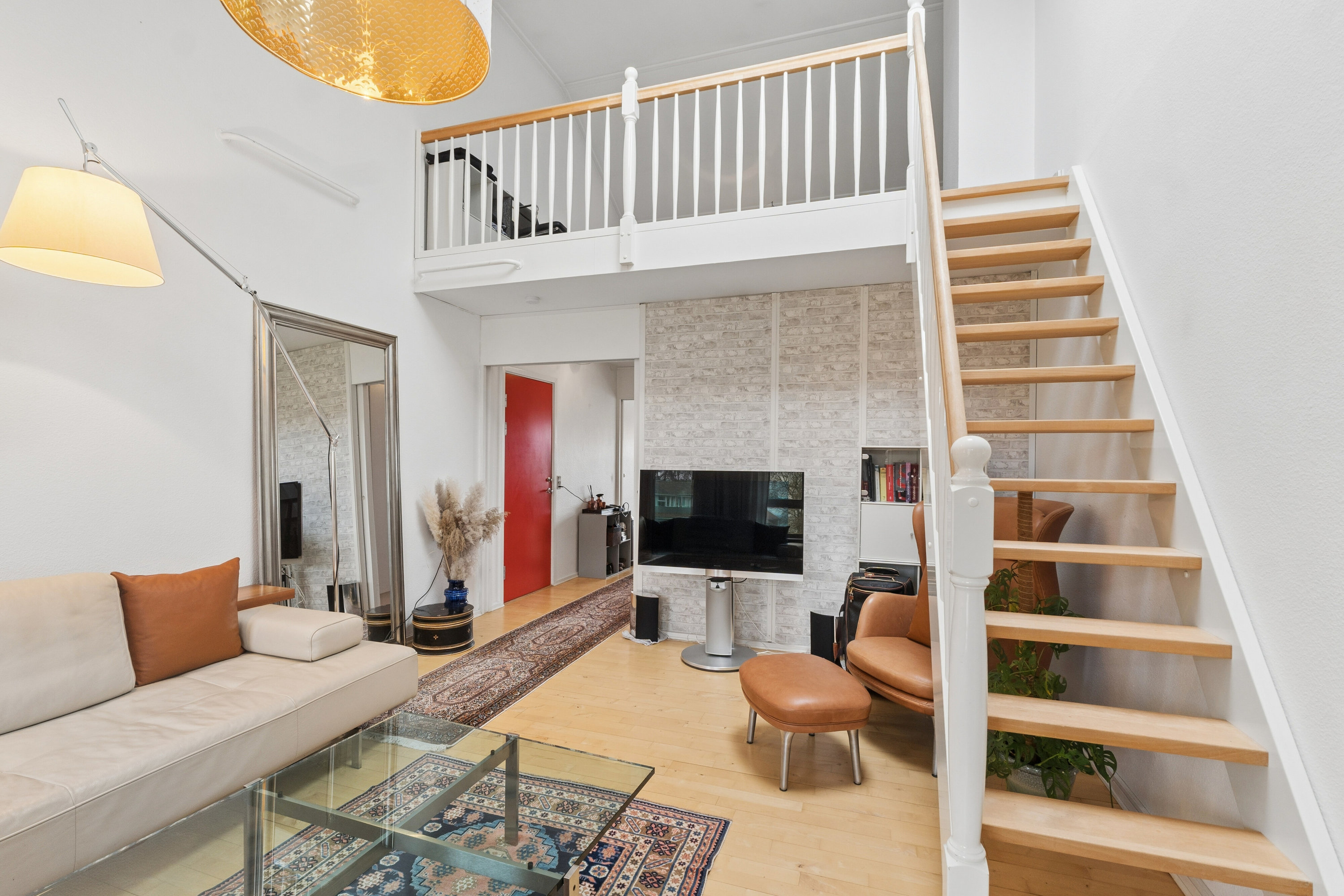 Fremhævet stue billede i fuldskærmstilstand. Billede af Mikkelborg Park 9, 3. tv., 2970 Hørsholm