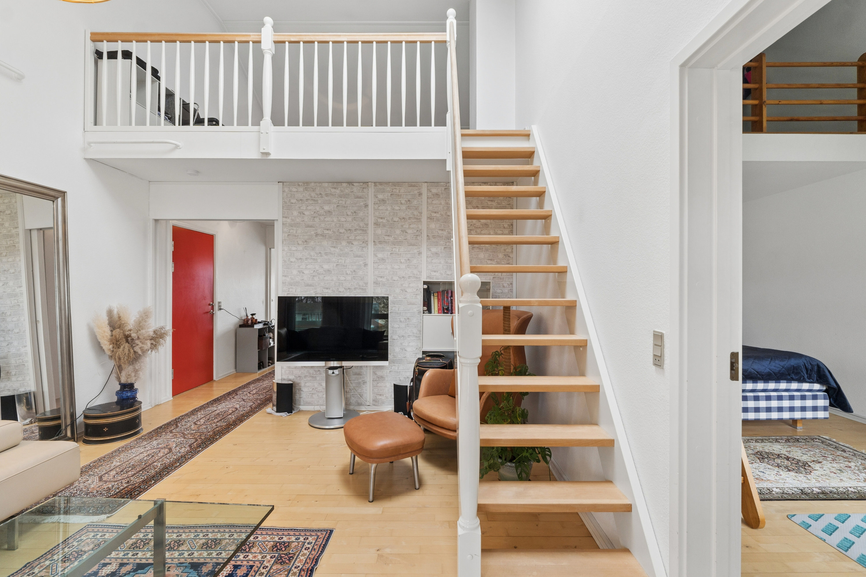 Fremhævet stue billede i fuldskærmstilstand. Billede af Mikkelborg Park 9, 3. tv., 2970 Hørsholm