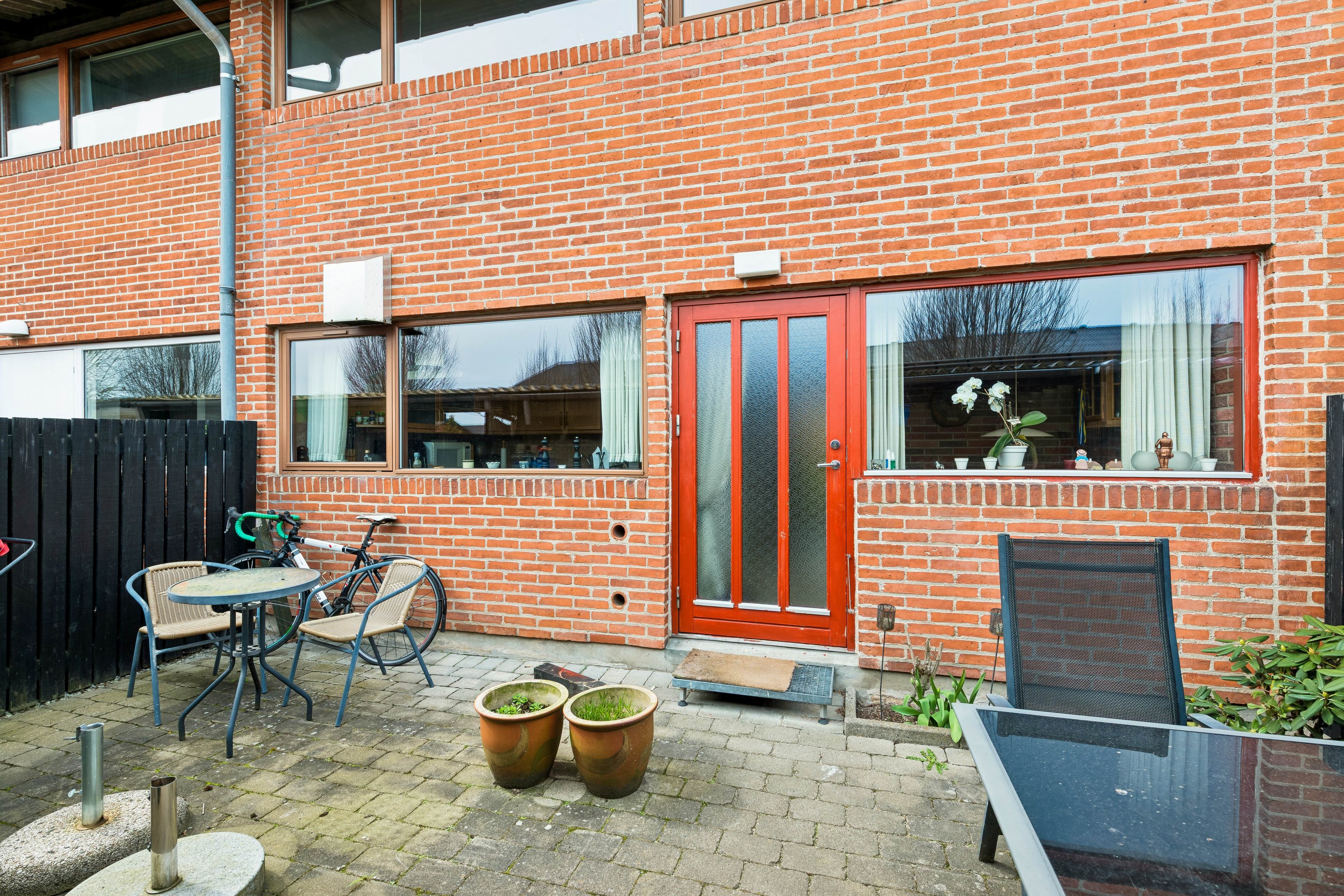 Fremhævet andet billede i fuldskærmstilstand. Billede af Sankt Mikkels Alle 43, 2630 Taastrup