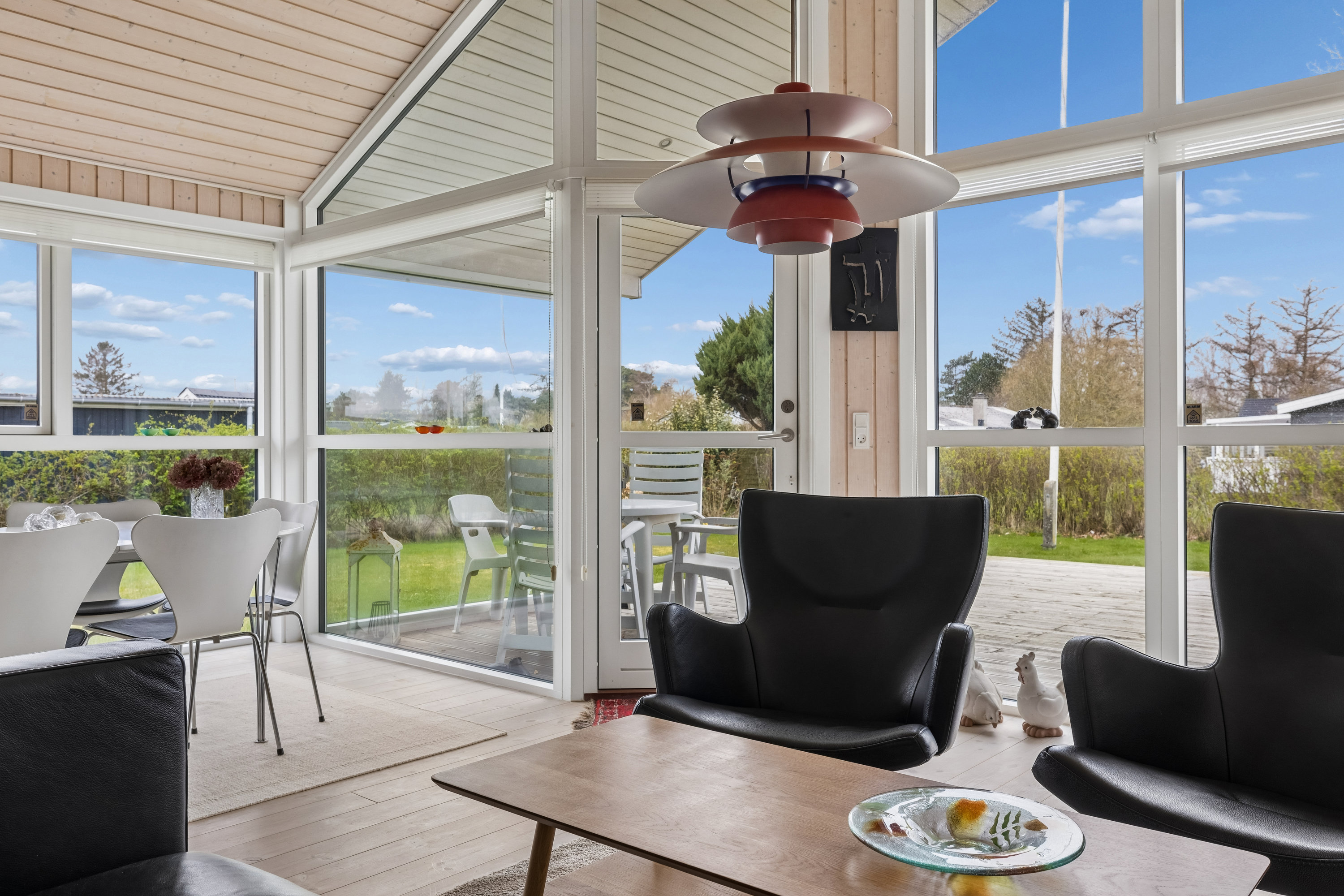 Fremhævet stue billede i fuldskærmstilstand. Billede af Nørholmsvej 4, Østerballe, 5450 Otterup